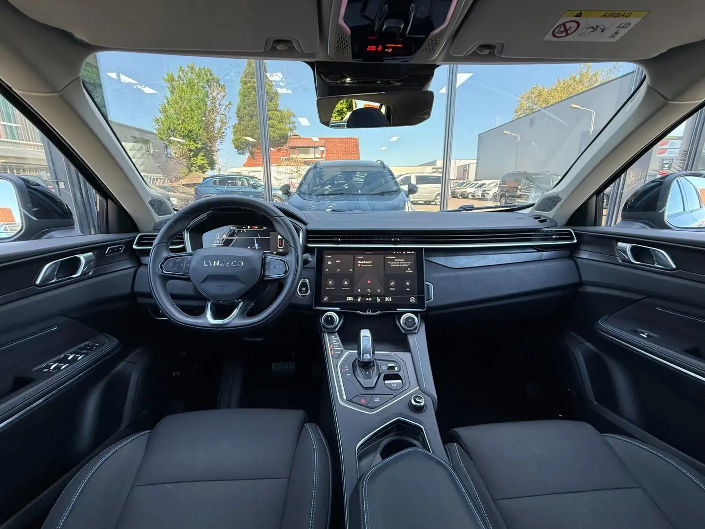 Lynk & Co 01 1.5 PANO/360 CAM/INFINITY SOUND/CARPLAY Blauw - 2
