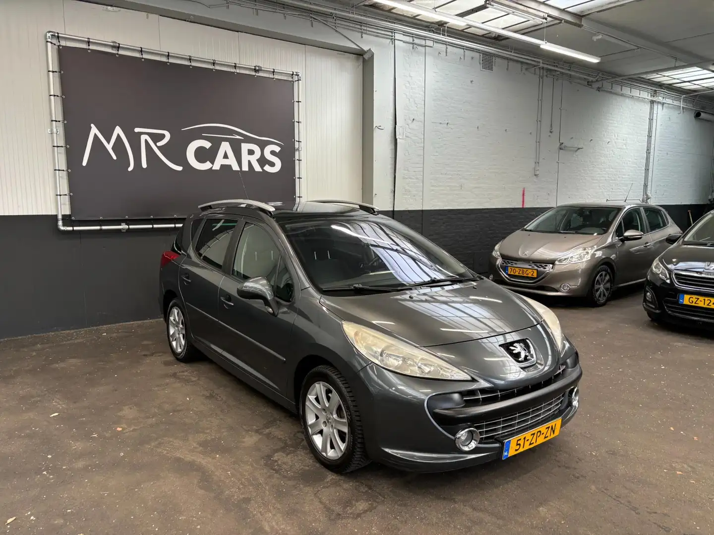 Peugeot 207 SW 1.6 VTi XS Airco Grigio - 2