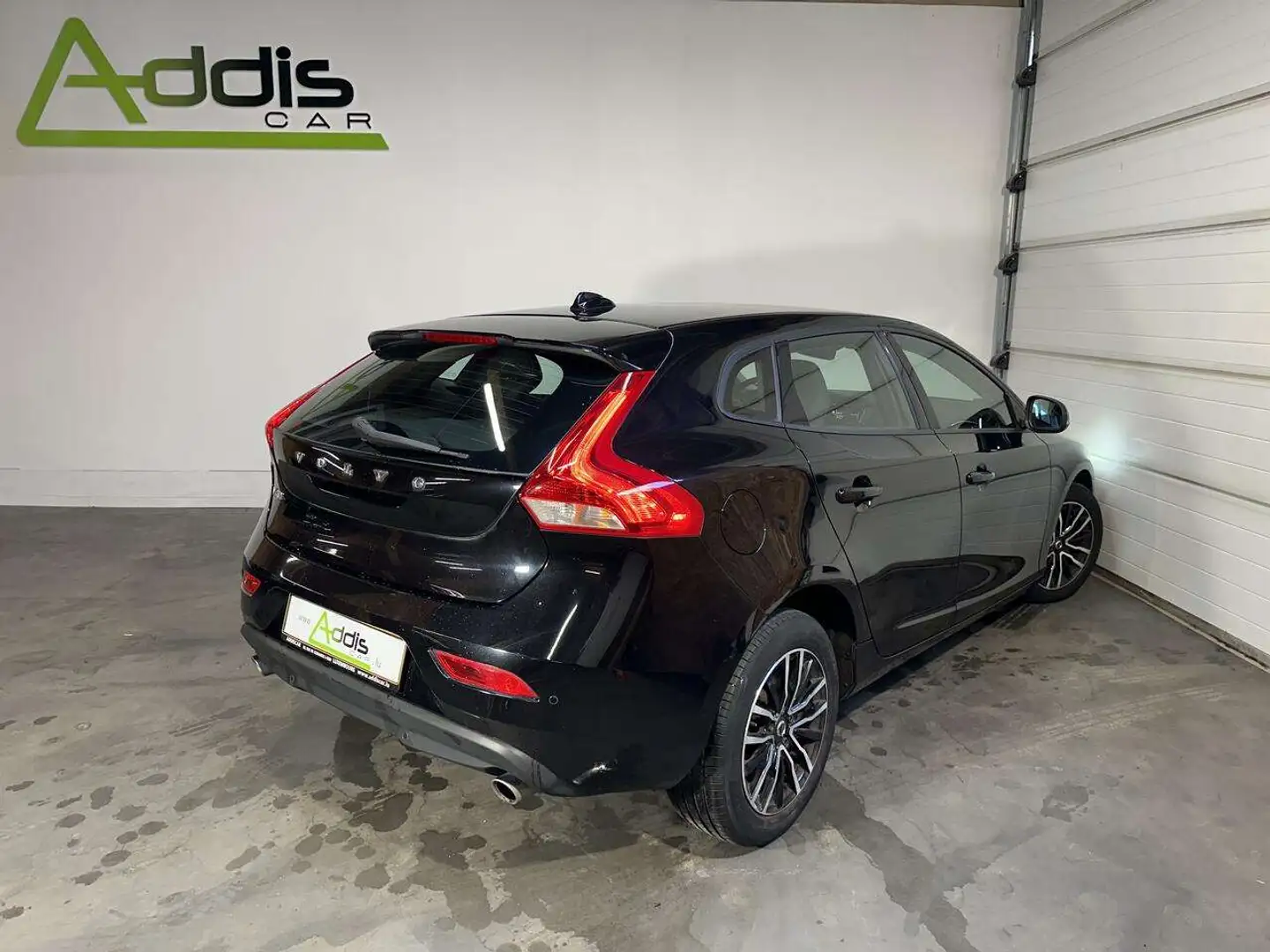 Volvo V40 2.0 D2 120 CV MOMENTUM GPS 5P Noir - 2