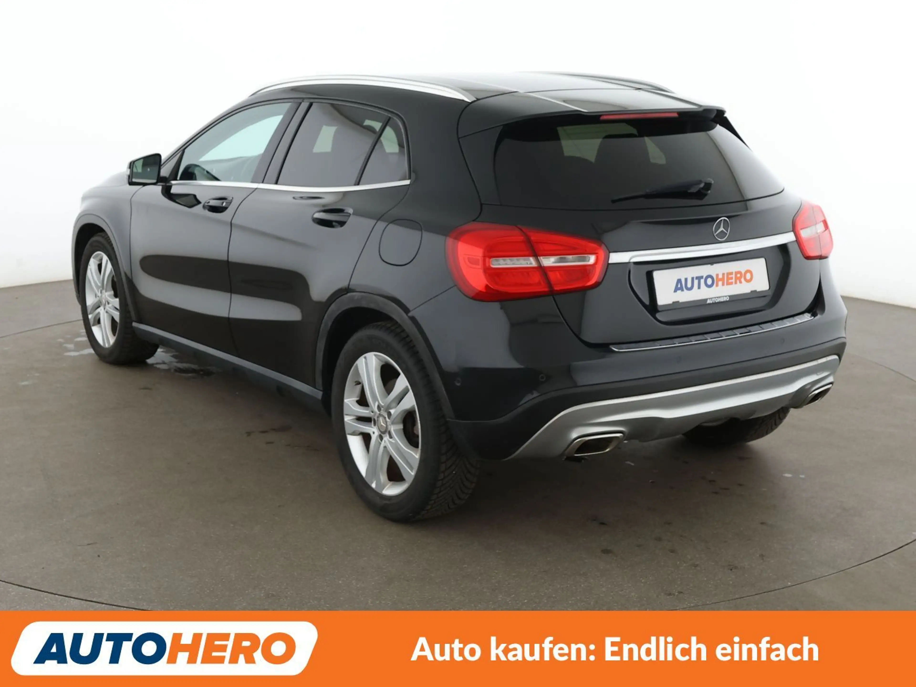 Mercedes-Benz GLA 180 GLA 180 Urban*XENON*PDC*SHZ*KLIMA* — photo 4