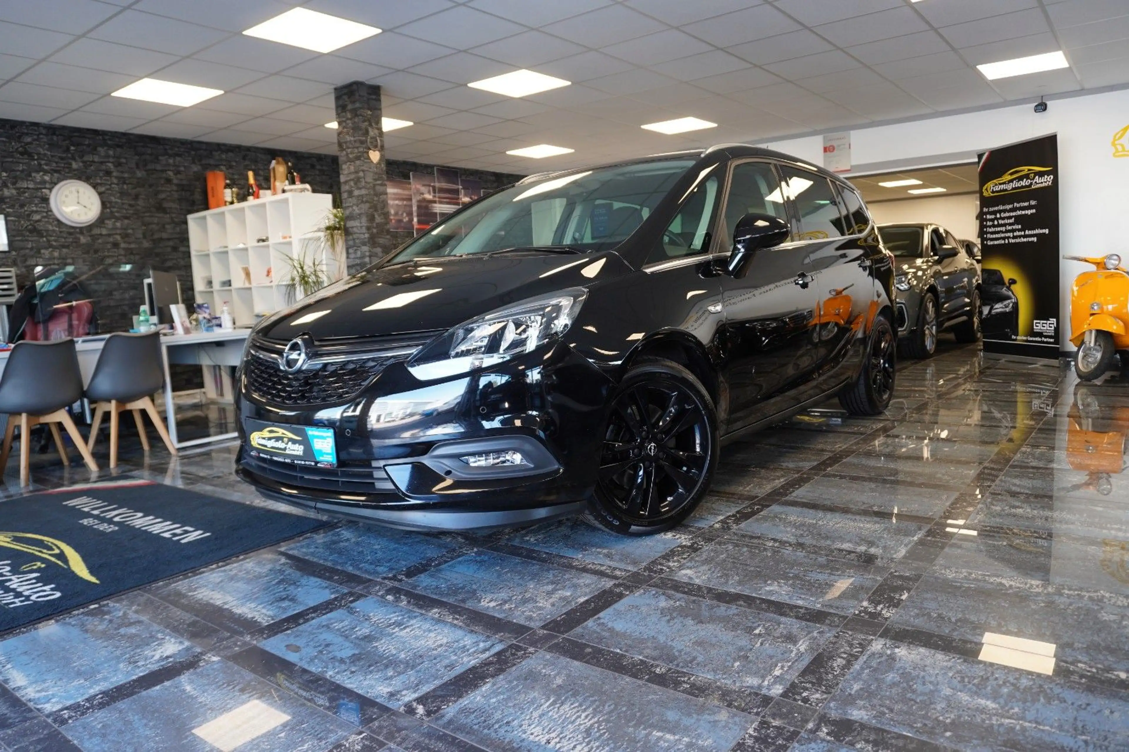Opel Zafira C ON Start/Stop/Klima/SHZ/Aluräder/2.Hand