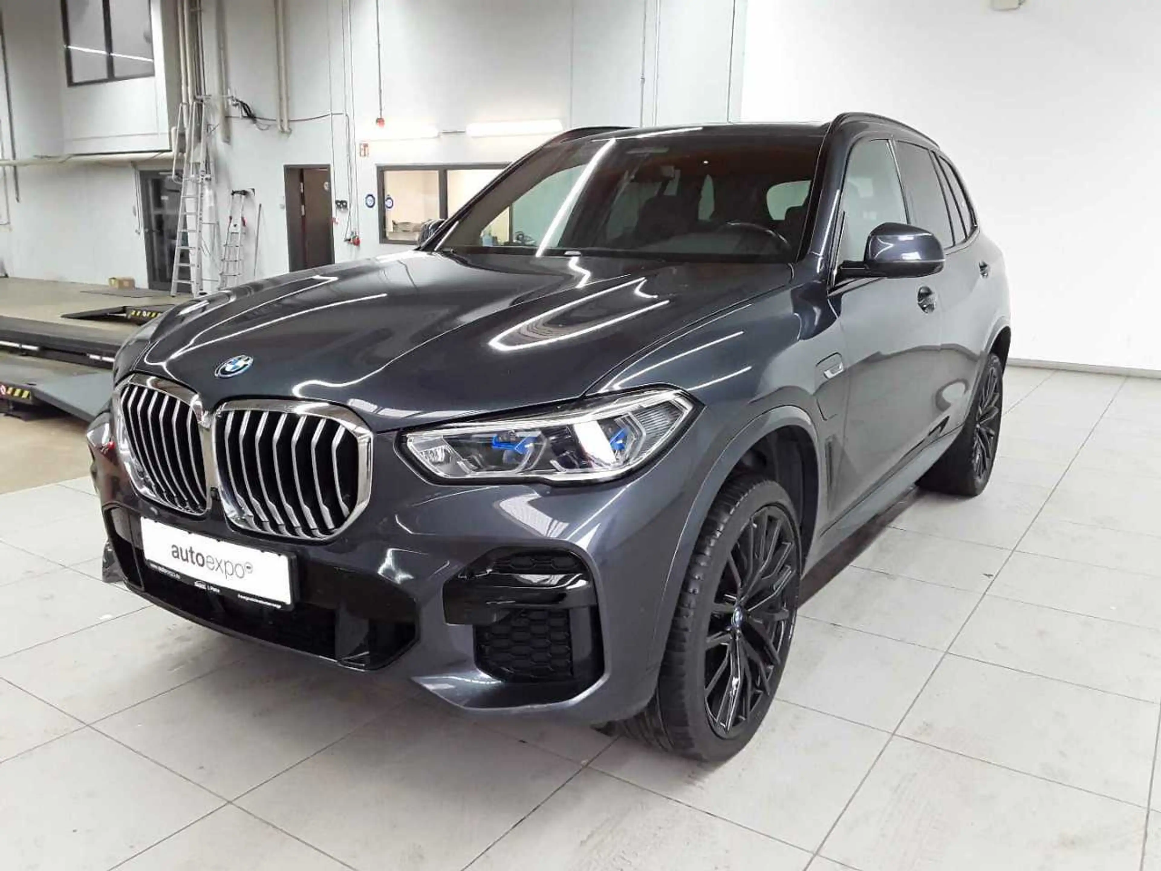 BMW X5 X5 xDrive45e M Sport Laser HuD Pano 22´ AHK — photo 9