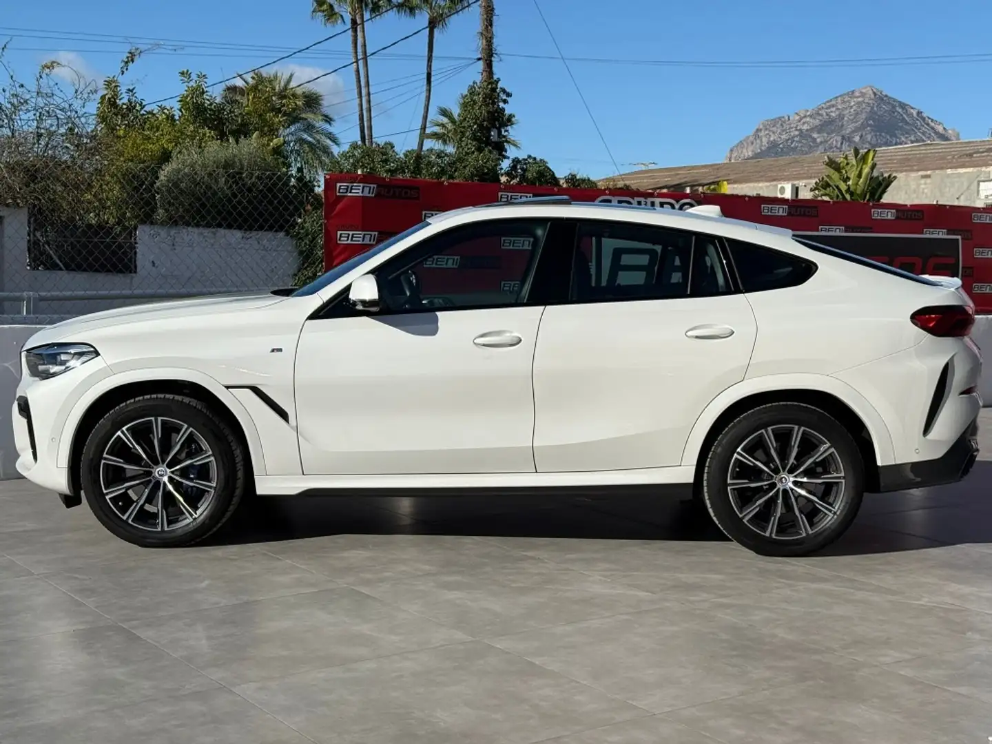 BMW X6 xDrive 30dA xLine Blanc - 2