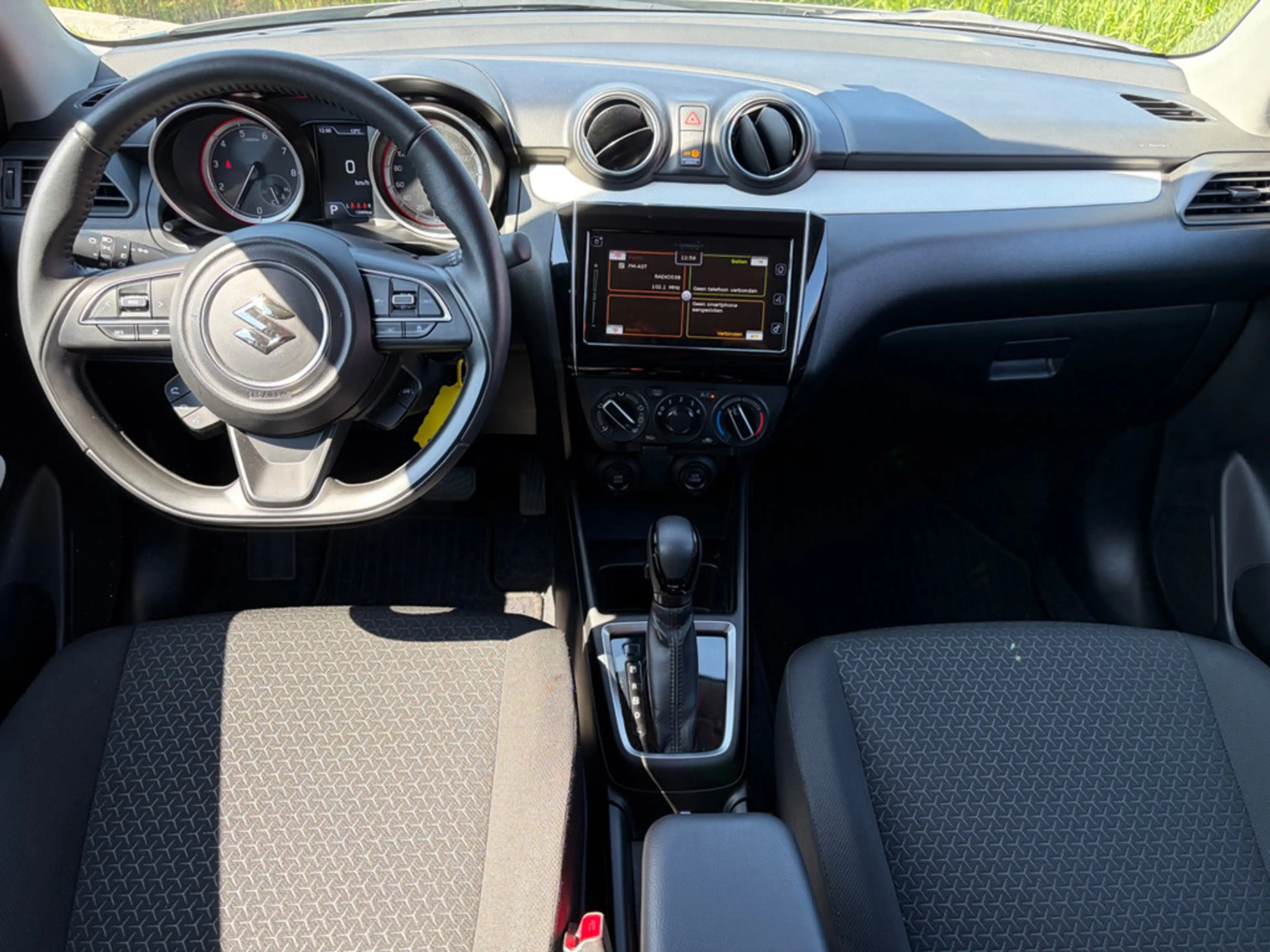 Suzuki Swift Suzuki Swift 1.2 Select Smart Hybrid automaat | Ca — photo 3