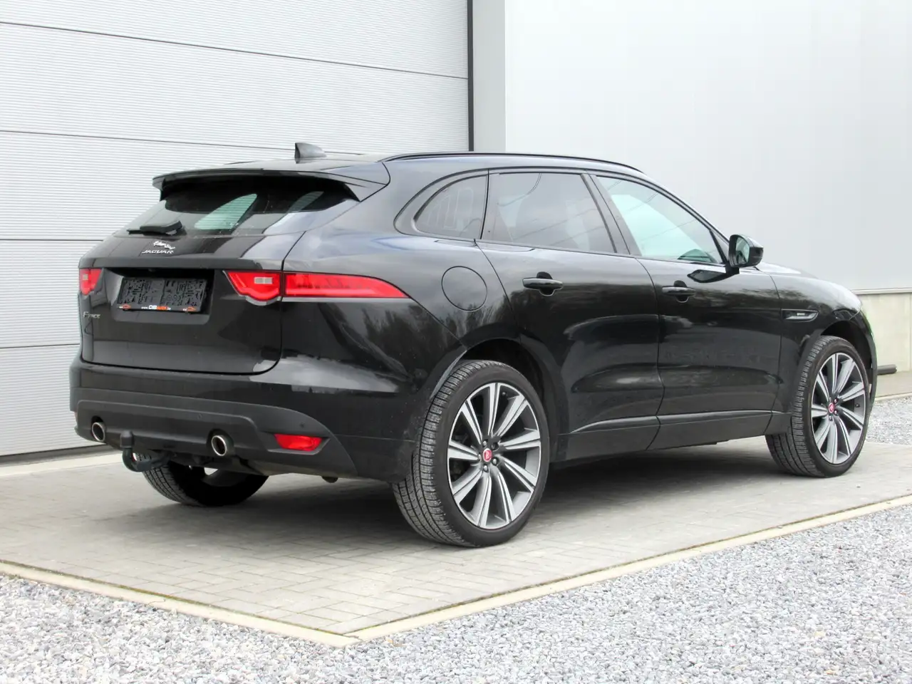 Jaguar F-Pace 3.0 D V6 AWD R-Sport / Lichte Vracht / Black Pack / Panodak / ... — foto 3