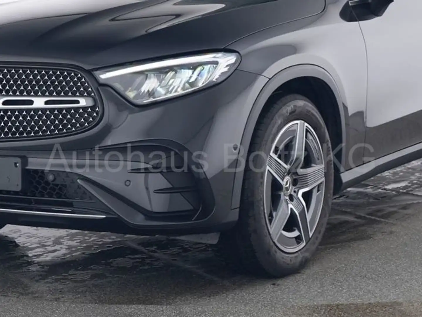 Mercedes-Benz GLC 300 4M AMG Adv. Plus Pano AHK Winter P. Memory Grau - 2