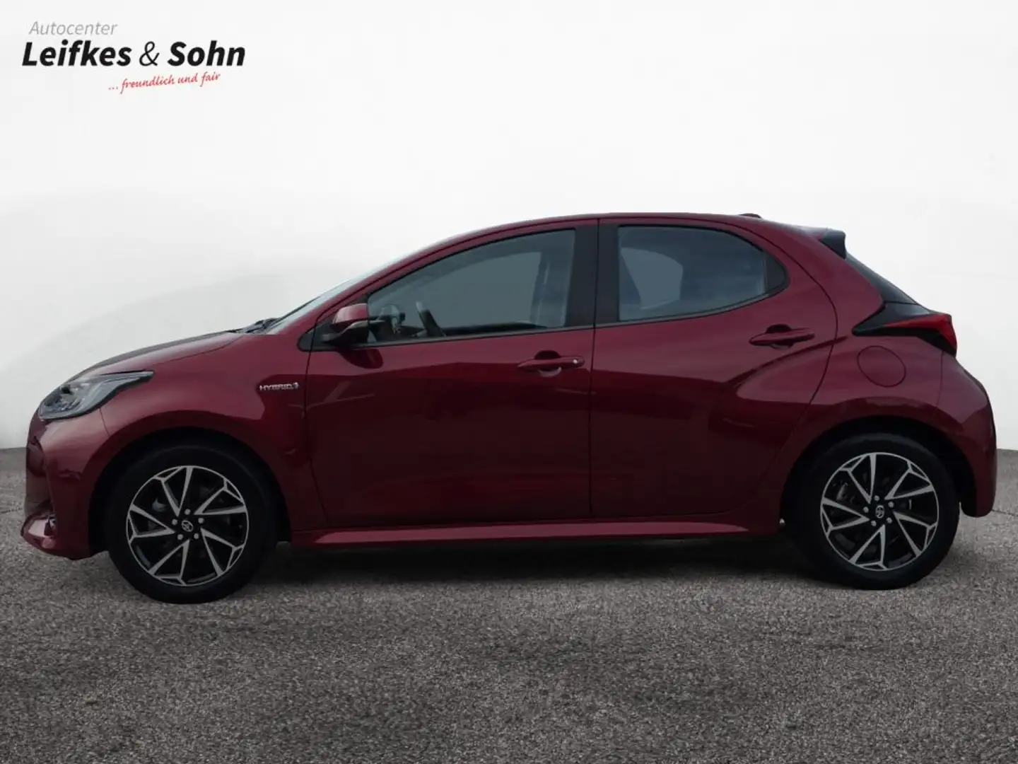 Toyota Yaris Hybrid 1.5 VVT-i Club - 2
