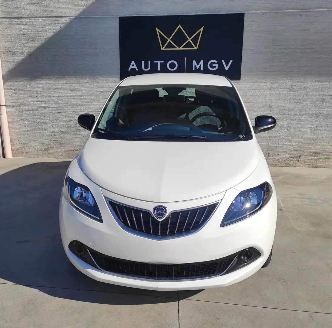 Lancia Ypsilon Ypsilon 1.0 firefly hybrid Gold s&s 70cv * PROMO Alb - 2