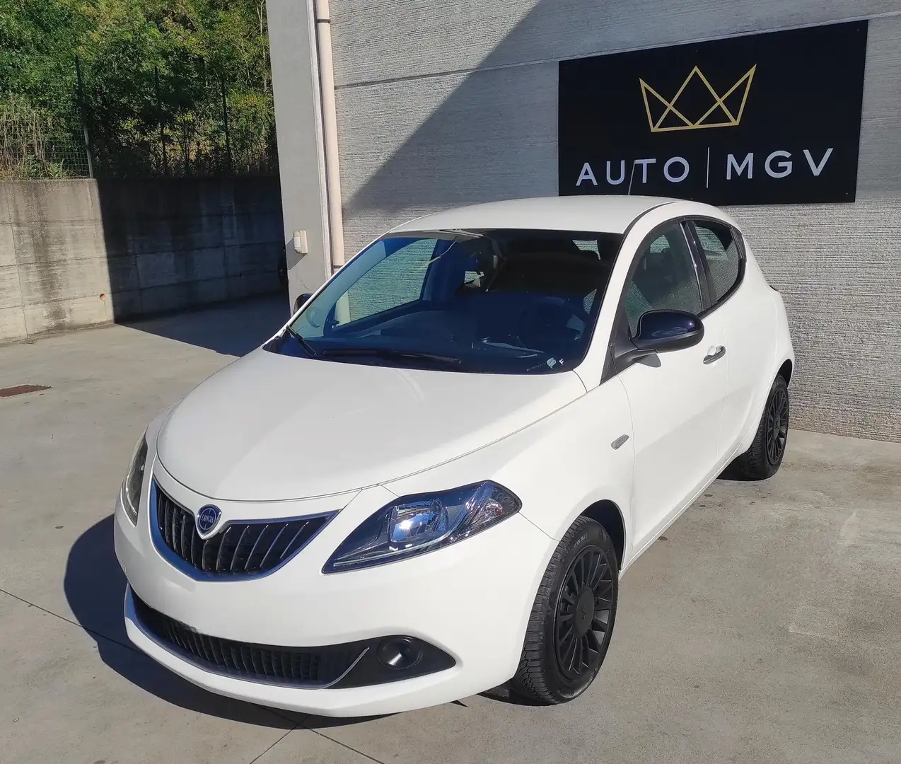 Lancia Ypsilon Ypsilon 1.0 firefly hybrid Gold s&s 70cv * PROMO Alb - 1
