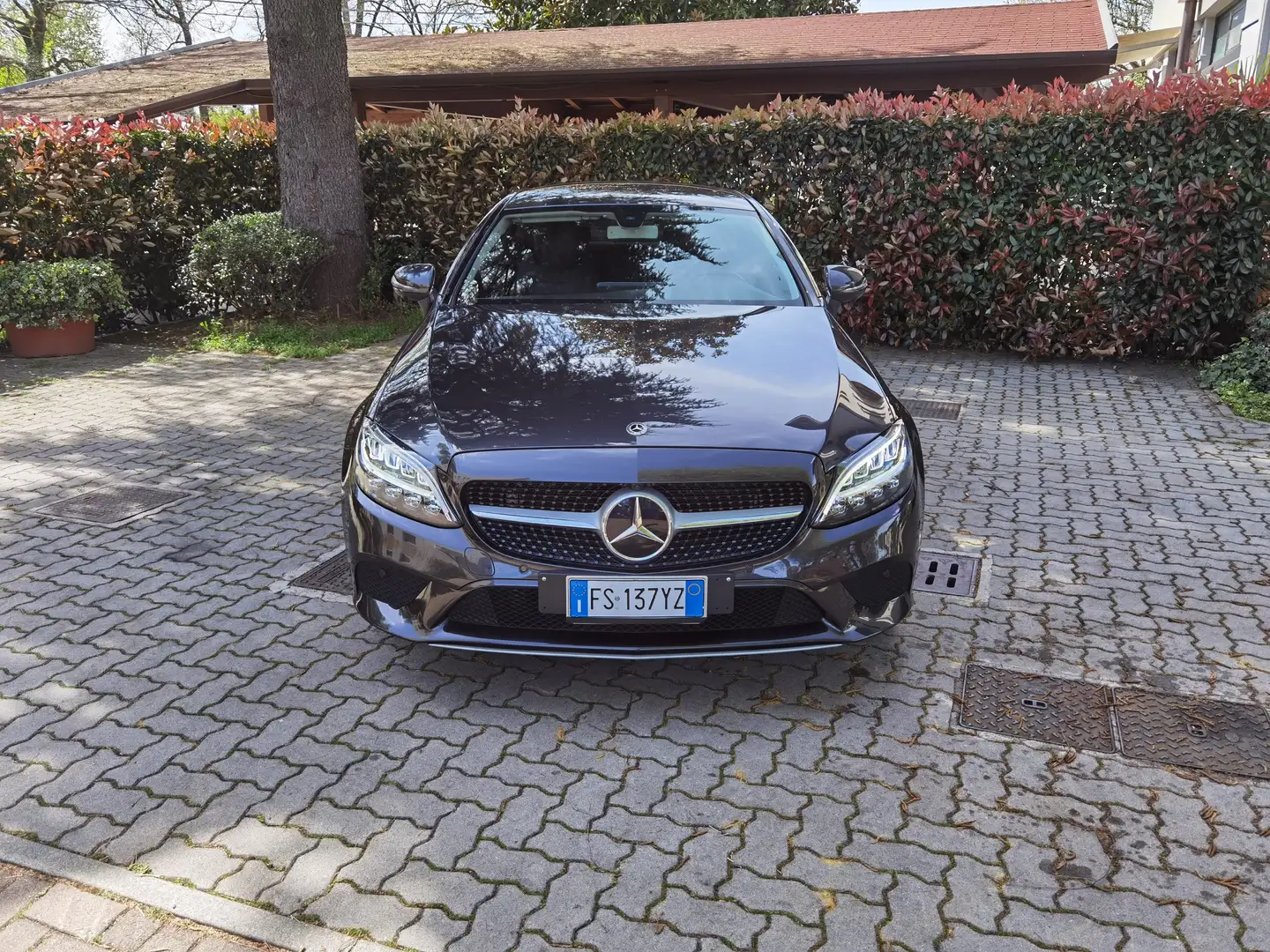 Mercedes-Benz C 300 d Coupe Executive 4Matic auto Grigio - 2