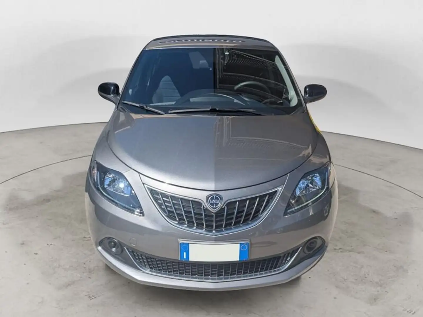 Lancia Ypsilon 1.0 FireFly 5 porte S&S Hybrid Platino Gris - 2