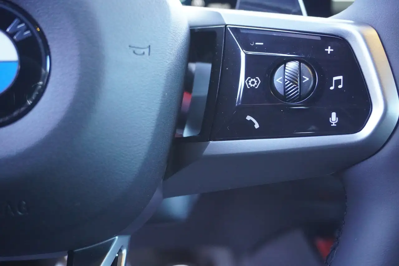 BMW X3 20 xDrive M Sport AHK 360Kamera ACC HeadUp eSitze 10