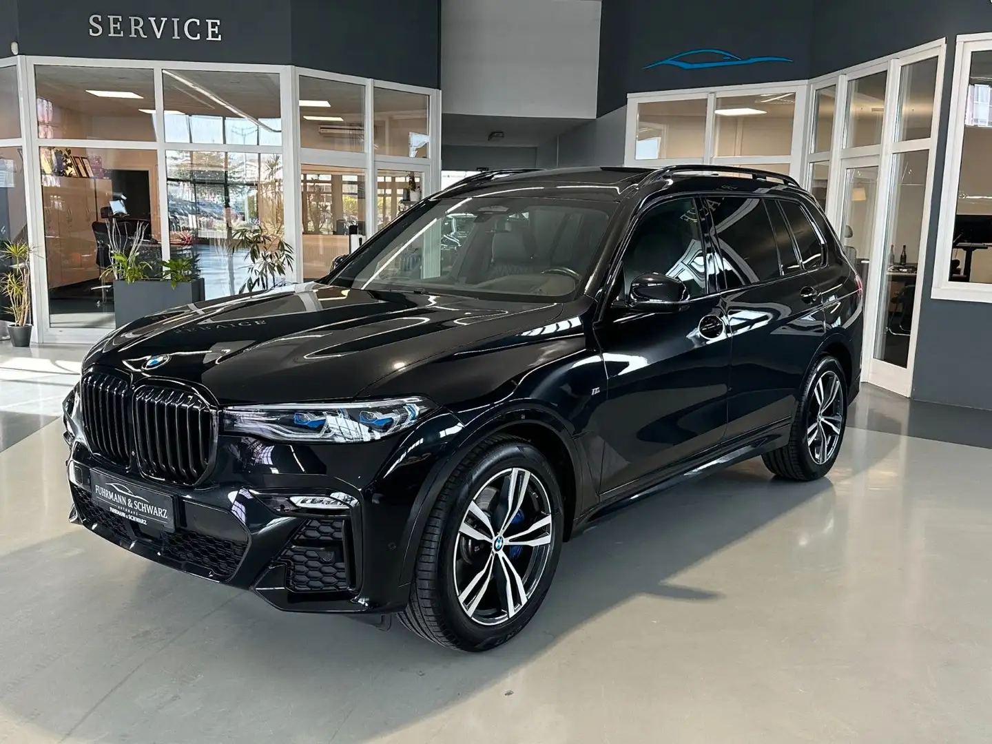 BMW X7 xDrive30d M-PAKET Laser AHK Pano Harman/Kard. Чорний - 1