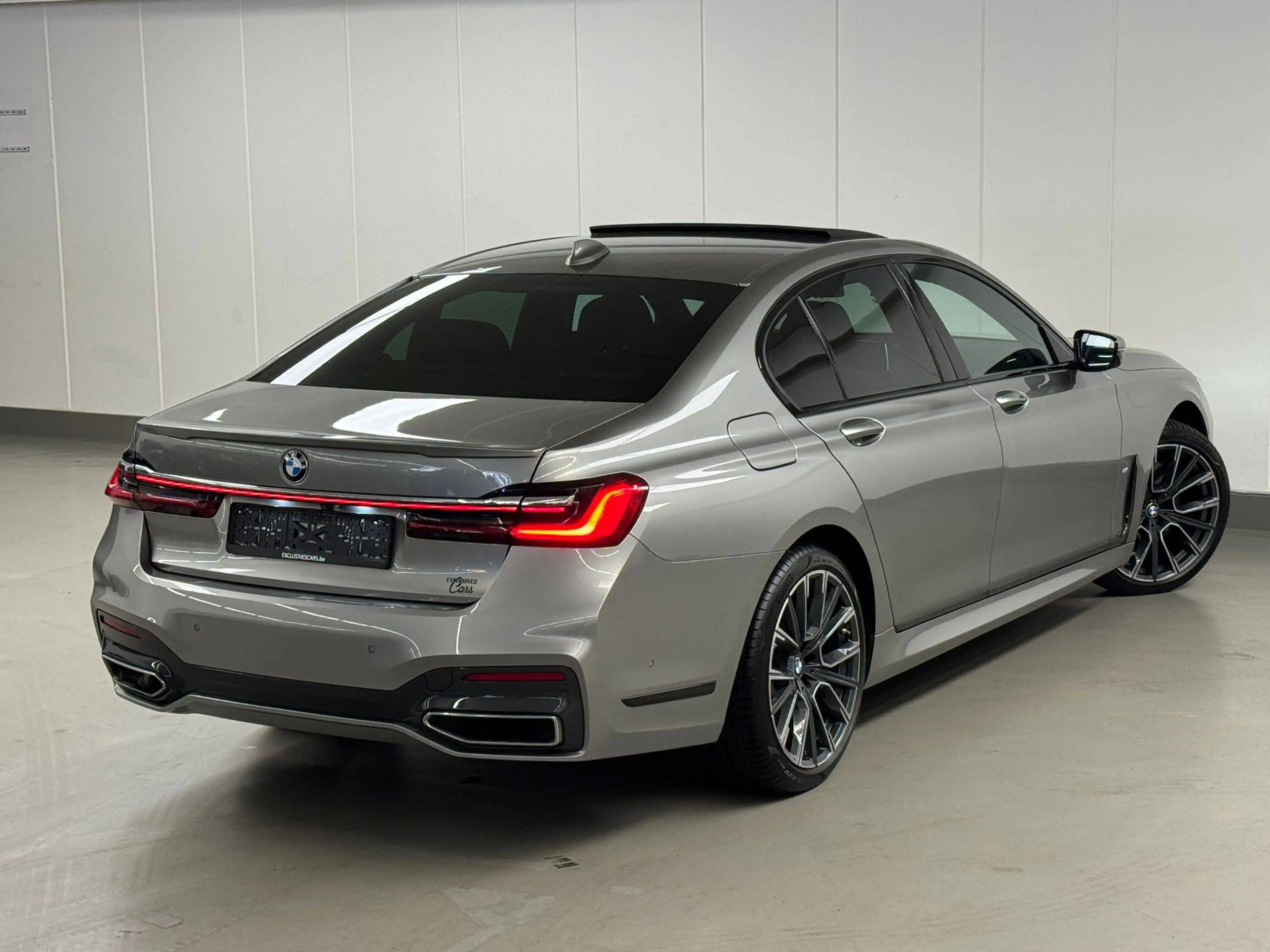 BMW 745 eAS PHEV M SPORT TO PANO LASER HEAD UP HARMAN CAMERA GPS CUIR FULL — photo 6