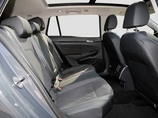 Volkswagen Golf view 12