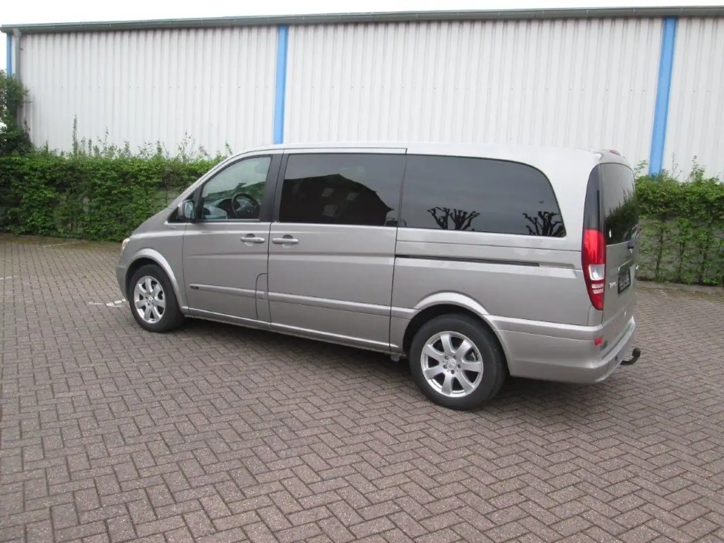 Mercedes-Benz Viano Viano 2.2 CDI DPF lang Automatik - 2