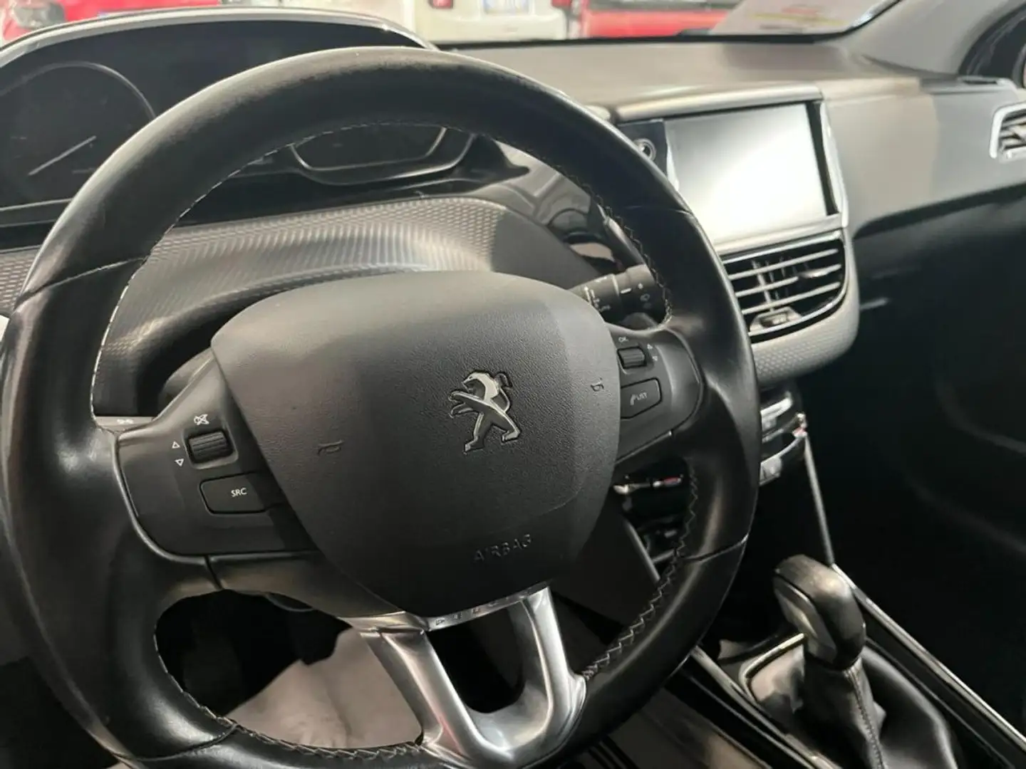 Peugeot 2008 1° serie BlueHDi 100 Allure pagabile  in contanti Grijs - 2