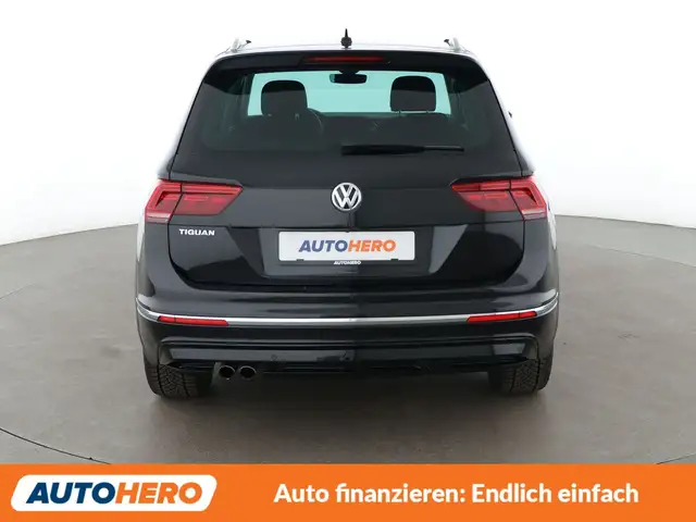 Volkswagen Tiguan view 5