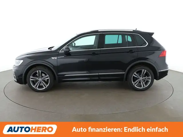 Volkswagen Tiguan view 3