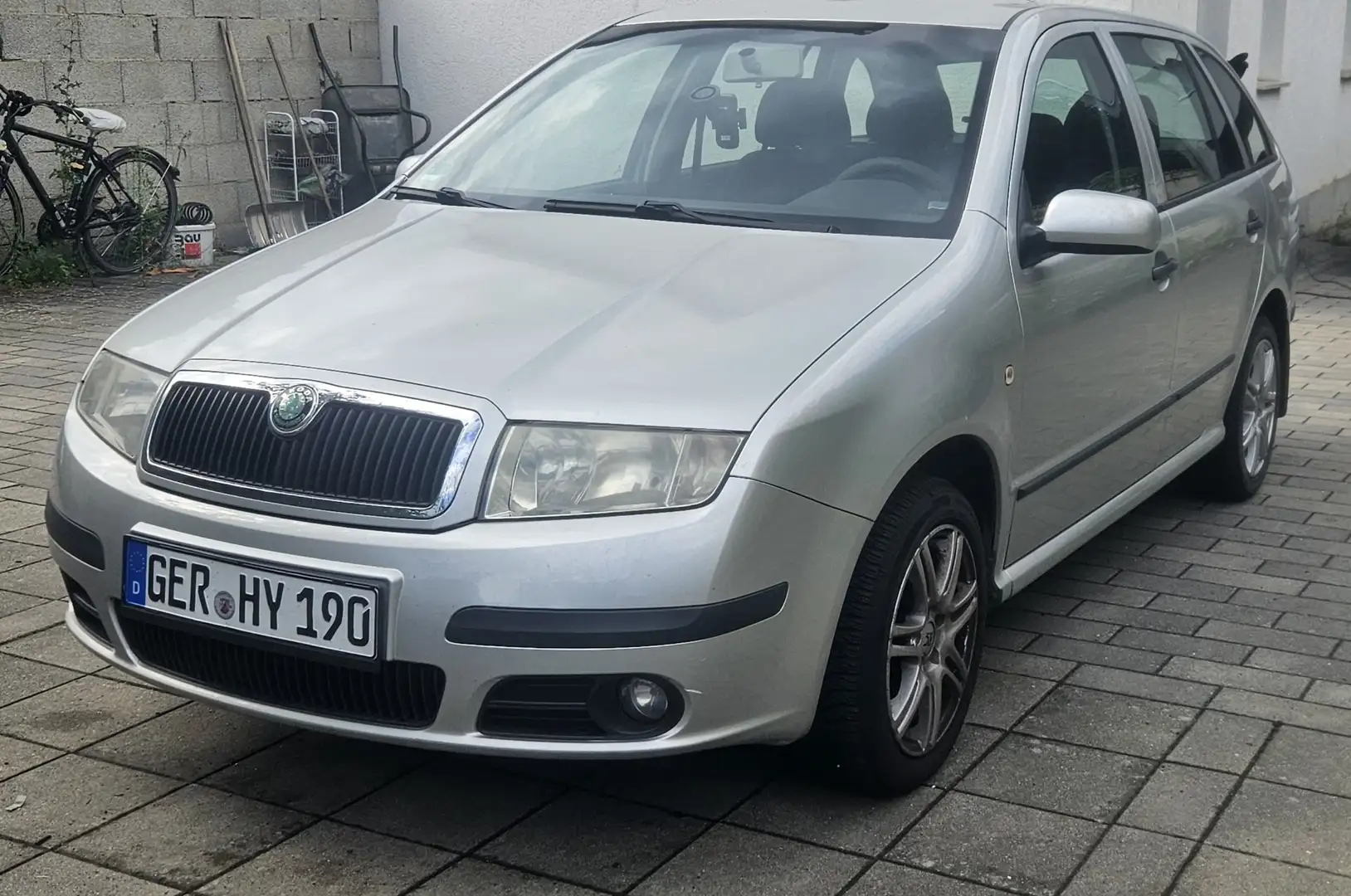 Skoda Fabia Ambiente Gri - 1