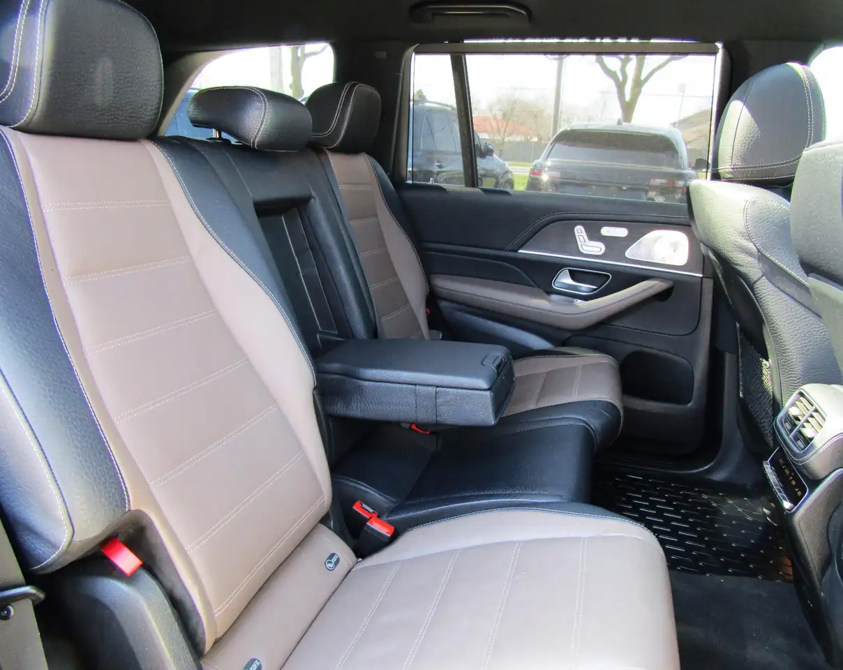 Mercedes-Benz GLS снимка Mercedes-Benz GLS
