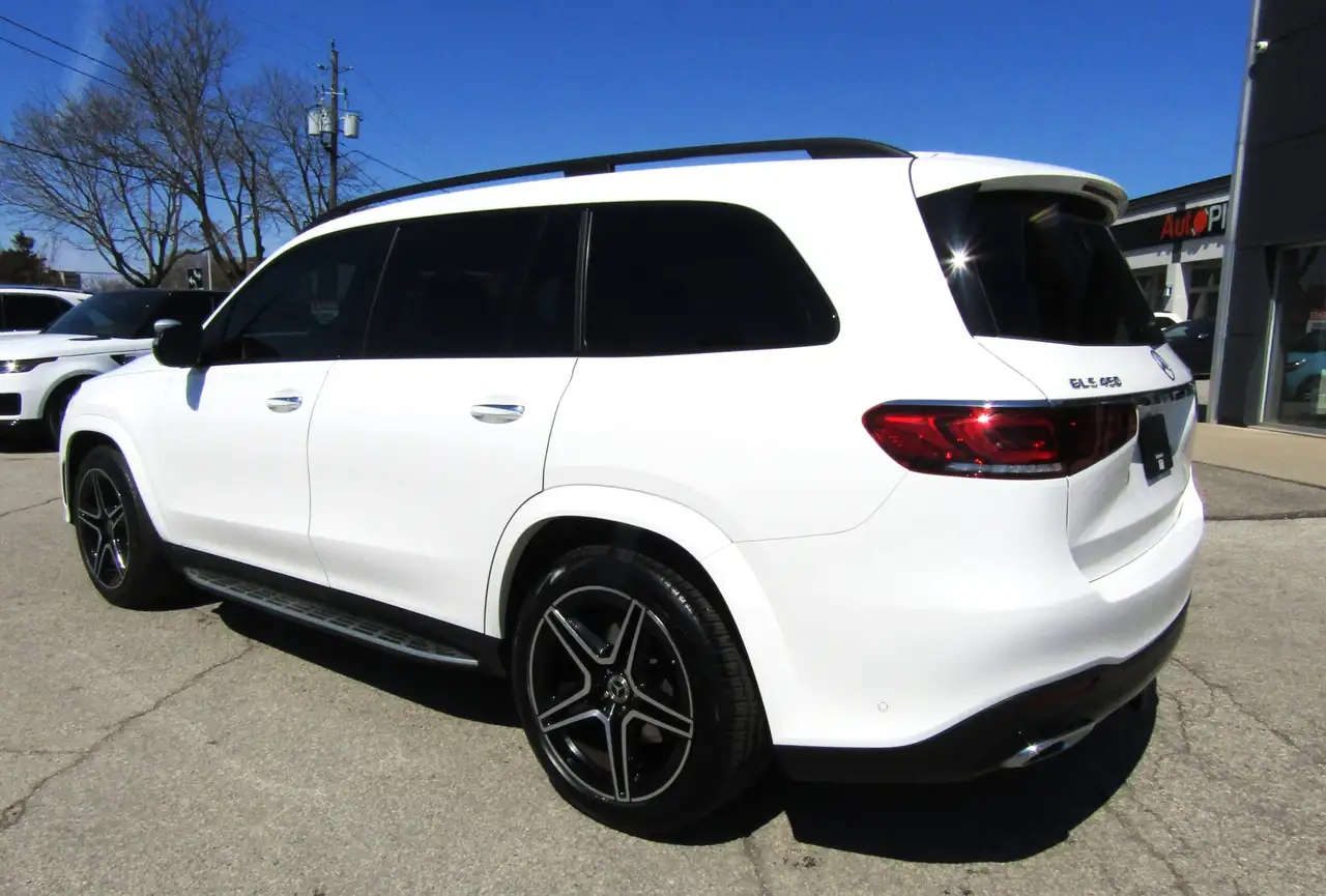 Mercedes-Benz GLS снимка Mercedes-Benz GLS