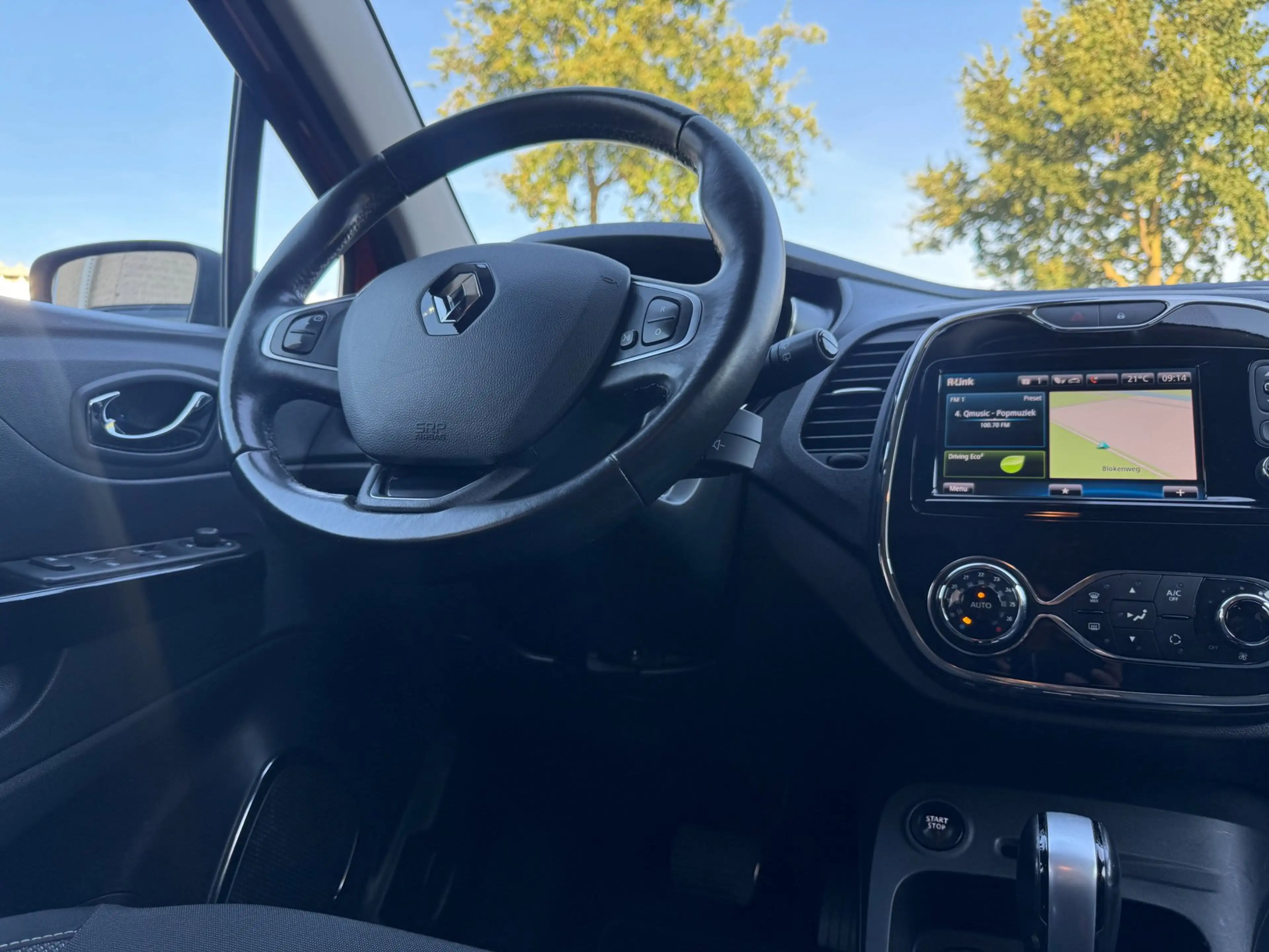 Renault Captur 1.2 TCe Dynamique AUTOMAAT / CAMERA / NAVI / PARKE — photo 11