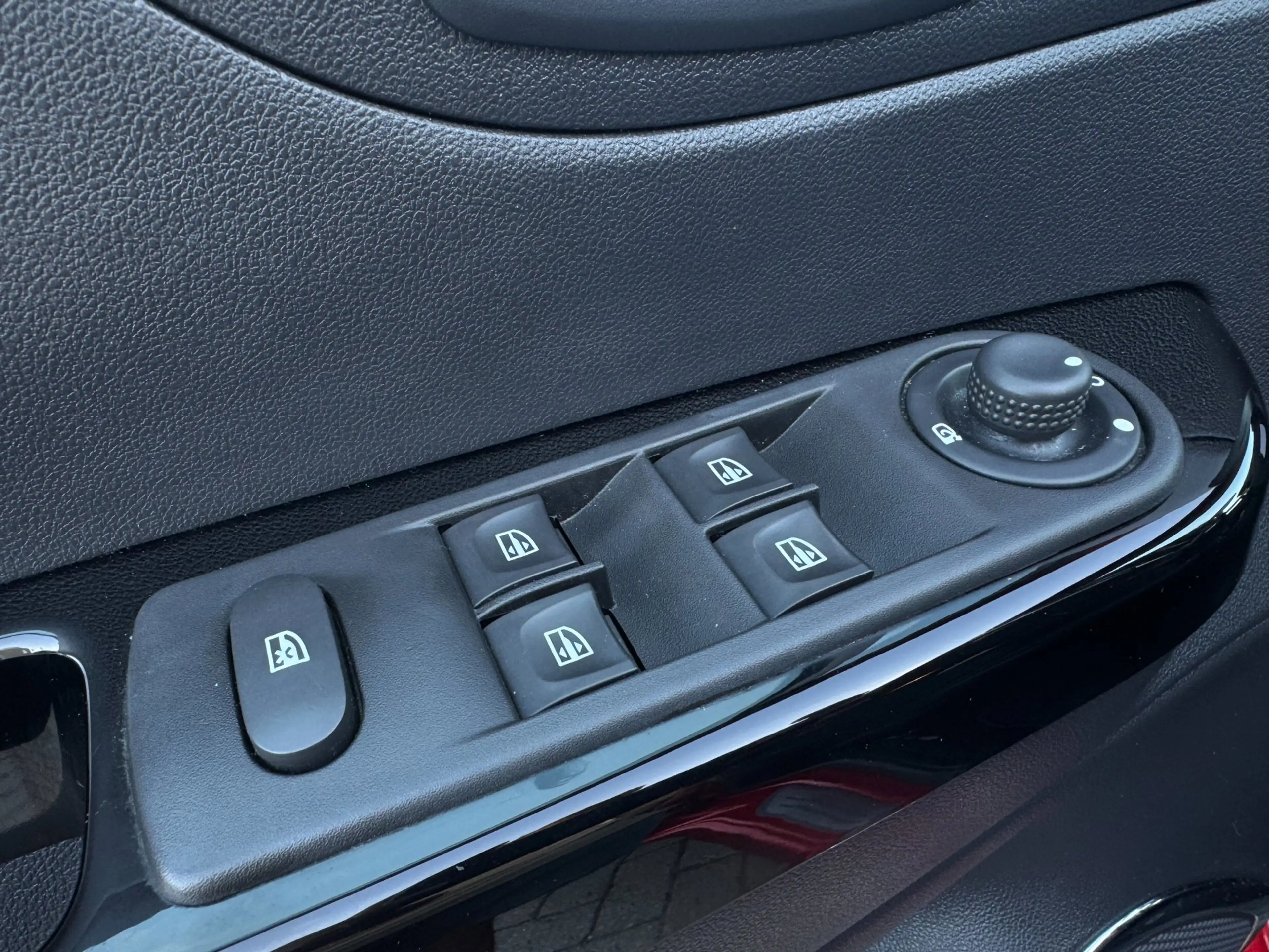 Renault Captur 1.2 TCe Dynamique AUTOMAAT / CAMERA / NAVI / PARKE — photo 9