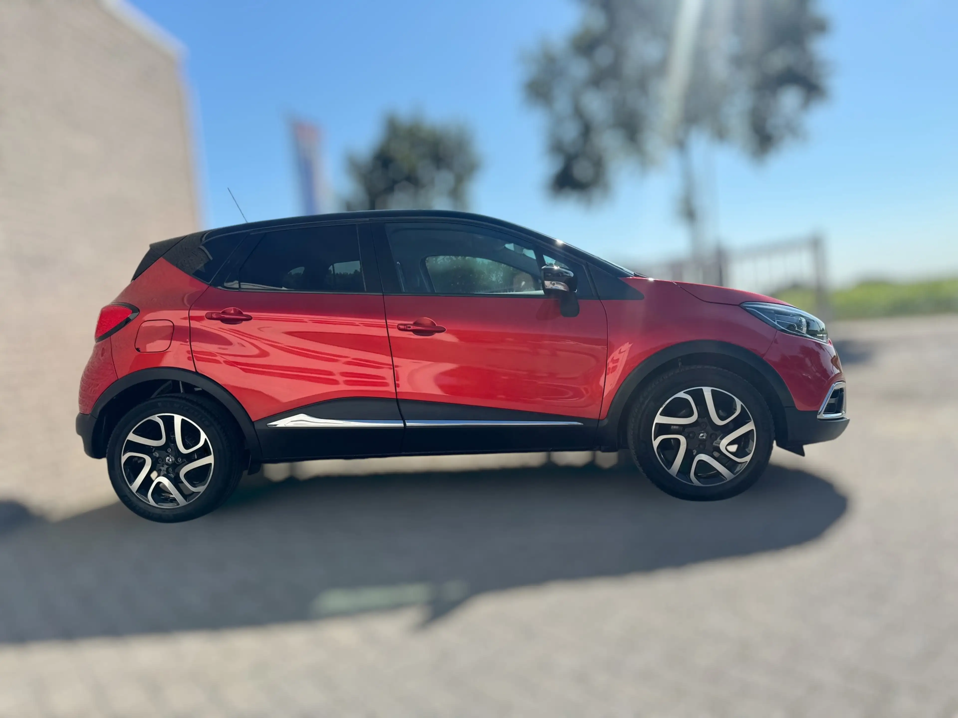 Renault Captur 1.2 TCe Dynamique AUTOMAAT / CAMERA / NAVI / PARKE — photo 6
