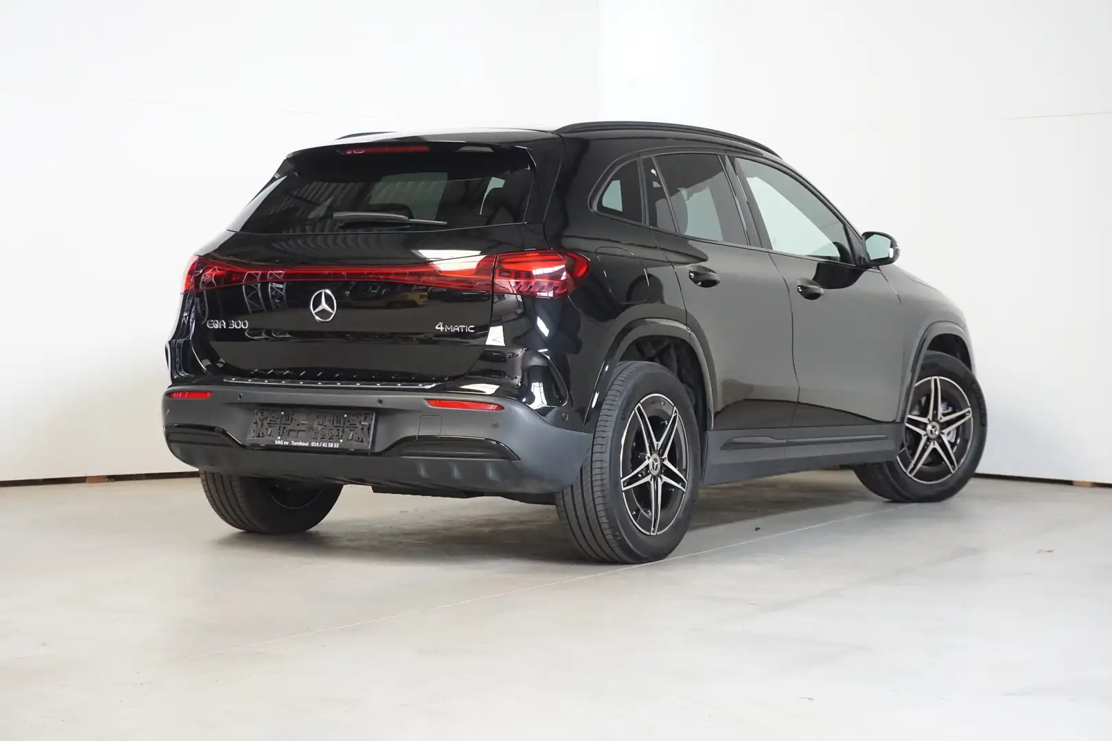 Mercedes-Benz EQA 300 AMG - NIGHT PAKKET Noir - 2