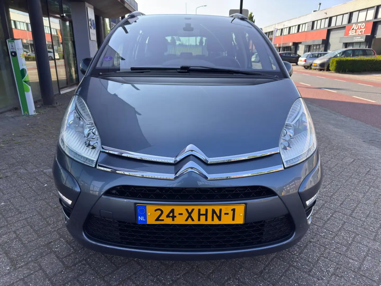 Citroen Grand C4 Picasso 1.6 VTi Ligne Business / Navi / 7-pers / Trekhaak Grau - 2