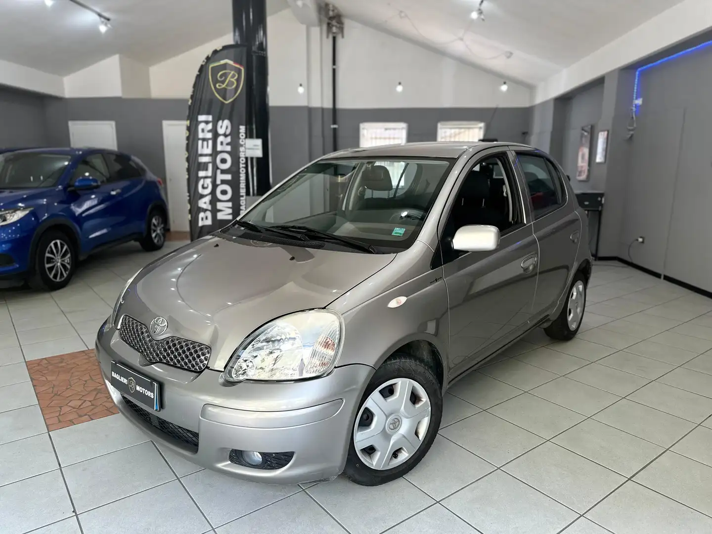 Toyota Yaris Yaris 5p 1.3 VVT-i - NEOPATENTATI - KM REALI Silber - 1