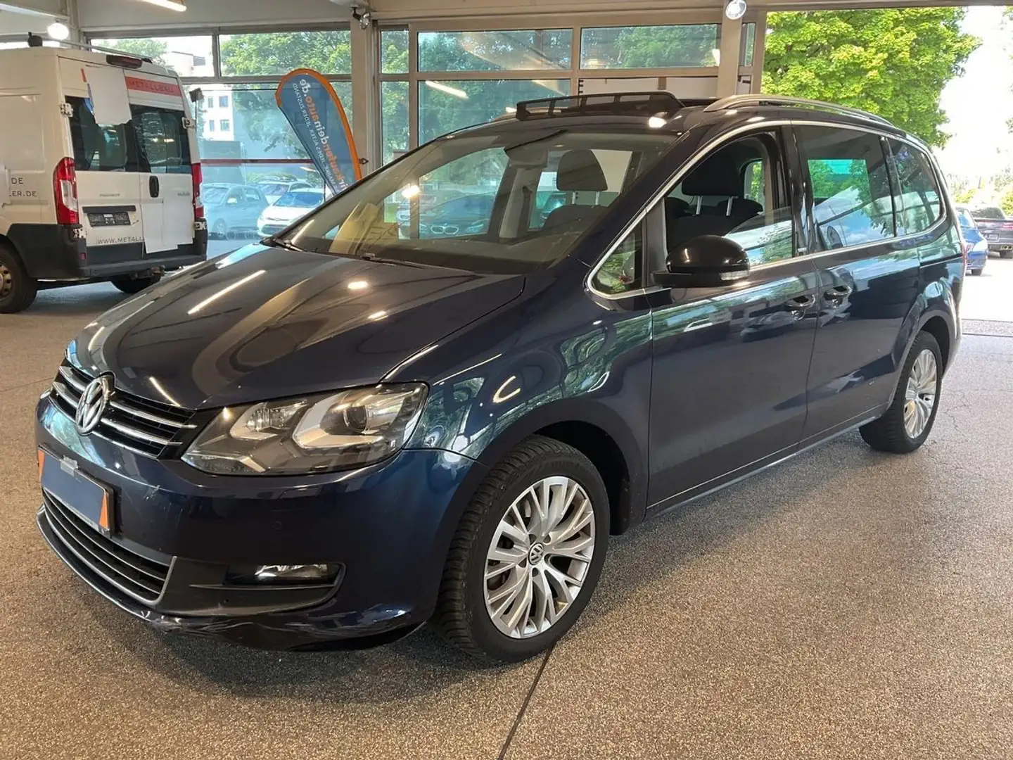Volkswagen Sharan 2.0TDI Style BMT*DSG*7-Sitze*AHK*SHZ*PDC Blauw - 1