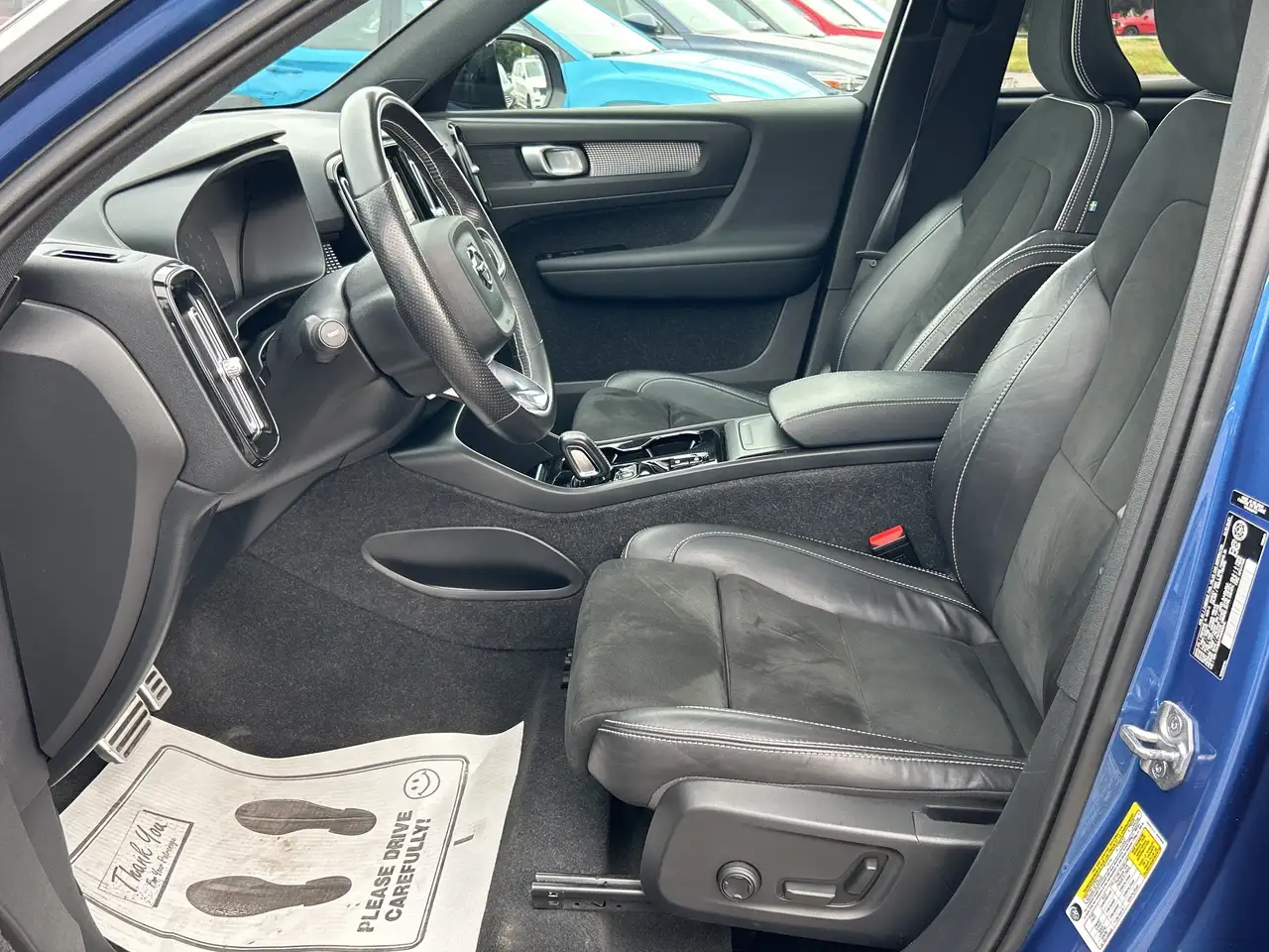 Volvo XC40 снимка Volvo XC40