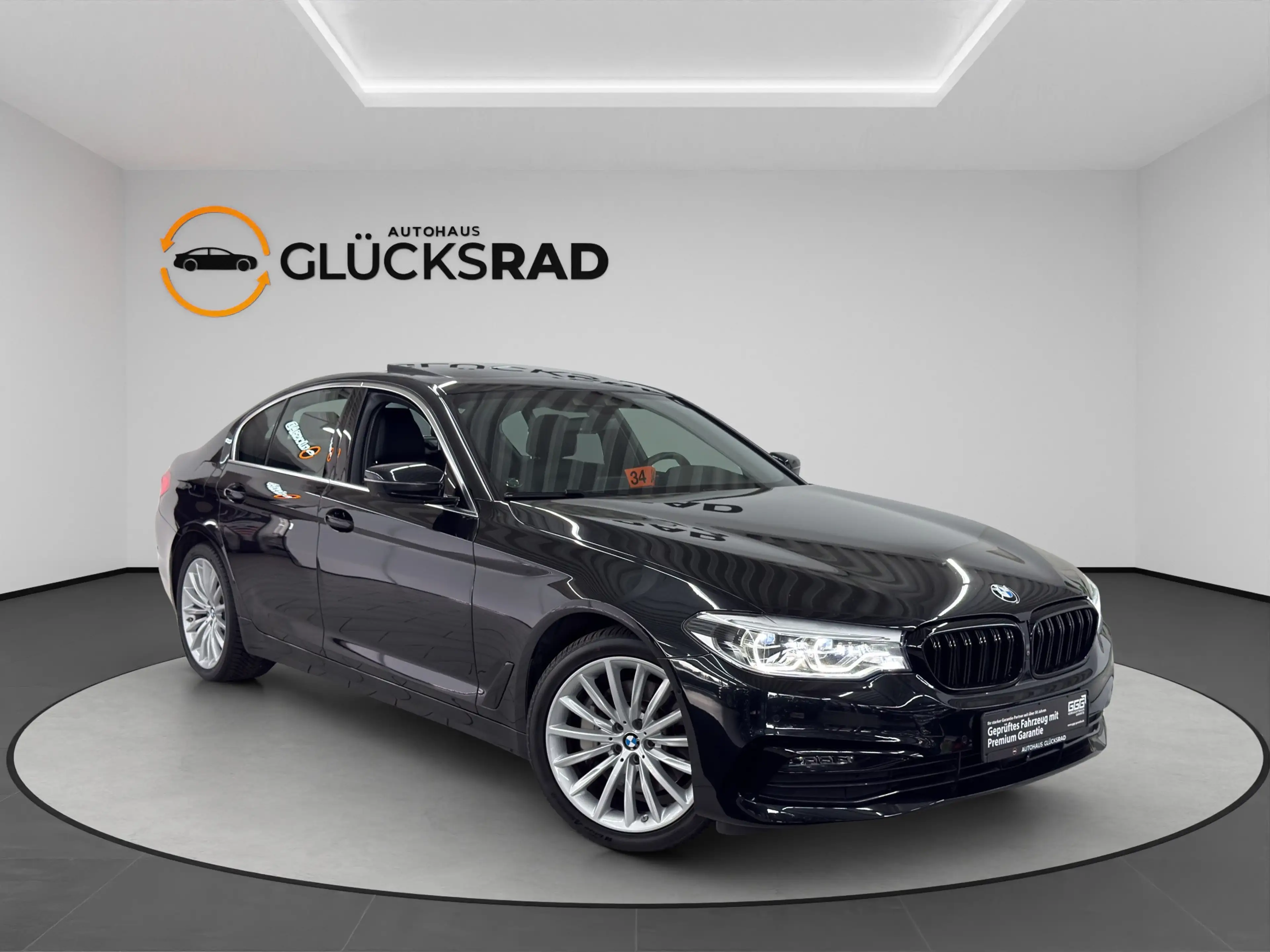 BMW 530 d H&K HUD 360° Memory S-Dach Softclose ACC — photo 10