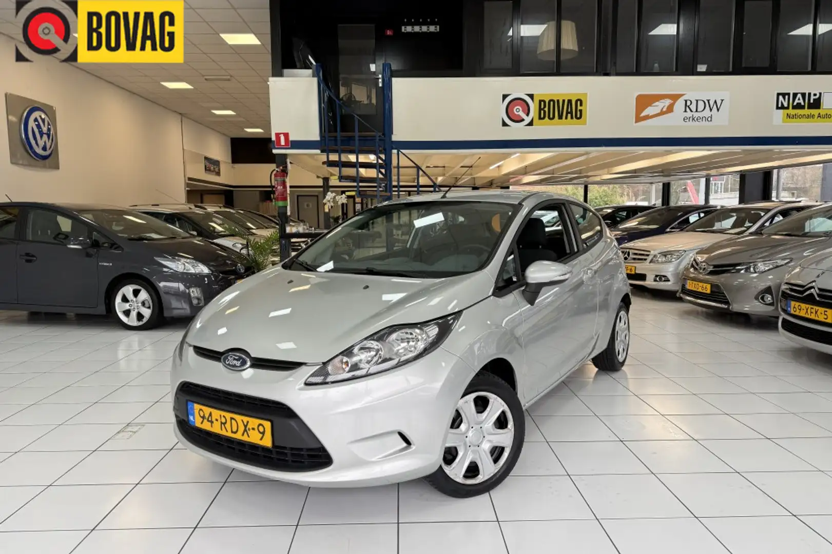Ford Fiesta 1.25 Limited Bovag Airco Grau - 1