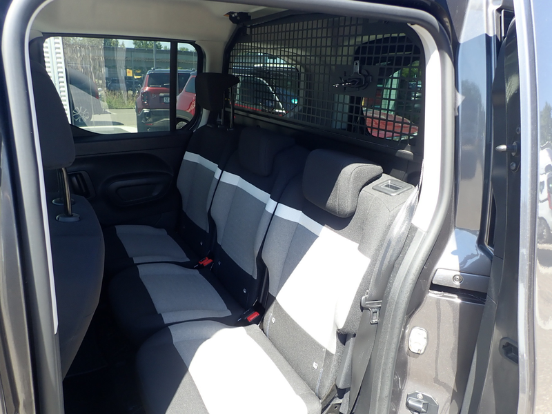 Citroen Berlingo MPV Shine M Blue HDi 130 — photo 8