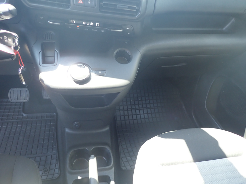Citroen Berlingo MPV Shine M Blue HDi 130 — photo 13