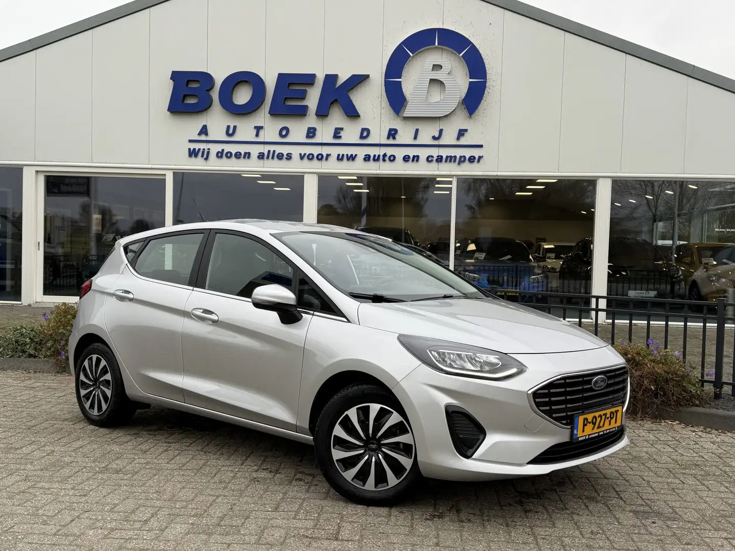 Ford Fiesta 1.0 EcoBoost 100PK Titanium KEYLESS | LED | AIRCO Grijs - 1