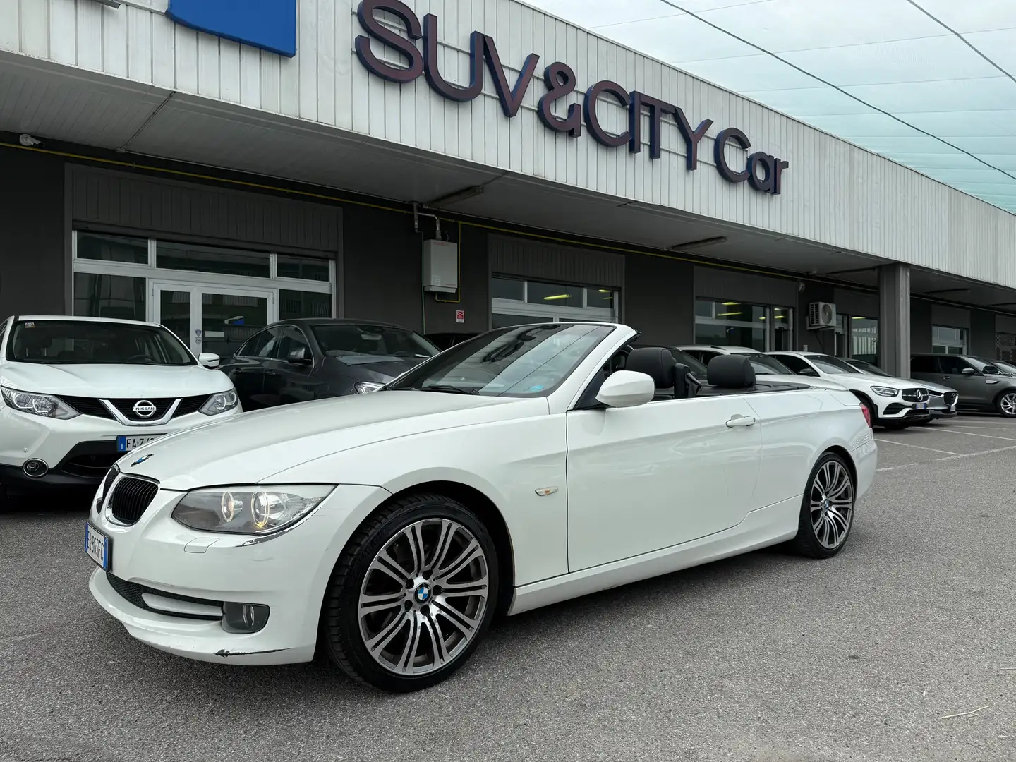 BMW 320 Serie 3 Cabrio 320d Bianco - 1