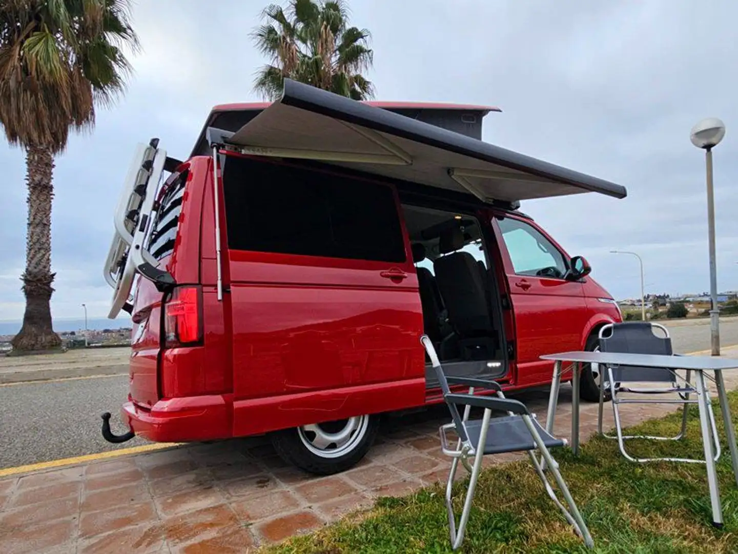 Volkswagen T6.1 California California Beach Camper 2.0 TDI ( 150 cv ) Červená - 1