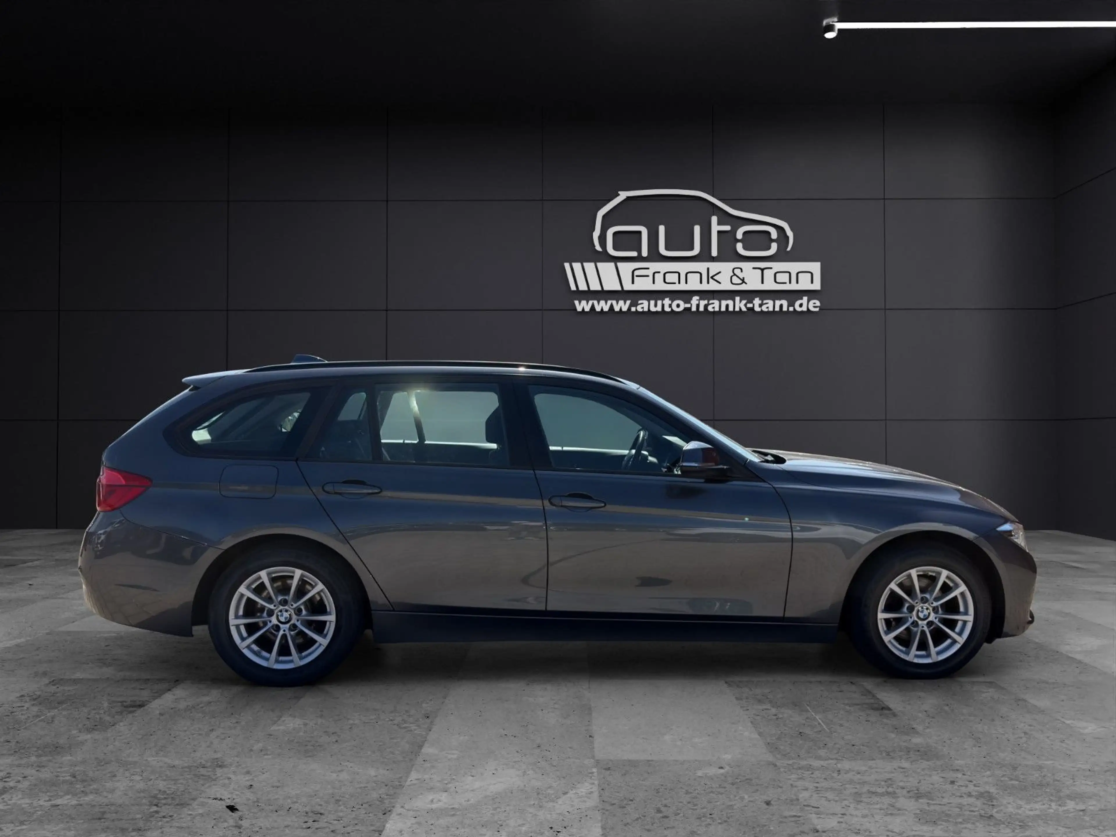 BMW 316 Toruring Advantage *LED*Navi*SitzHZ*BlueTH* — photo 7