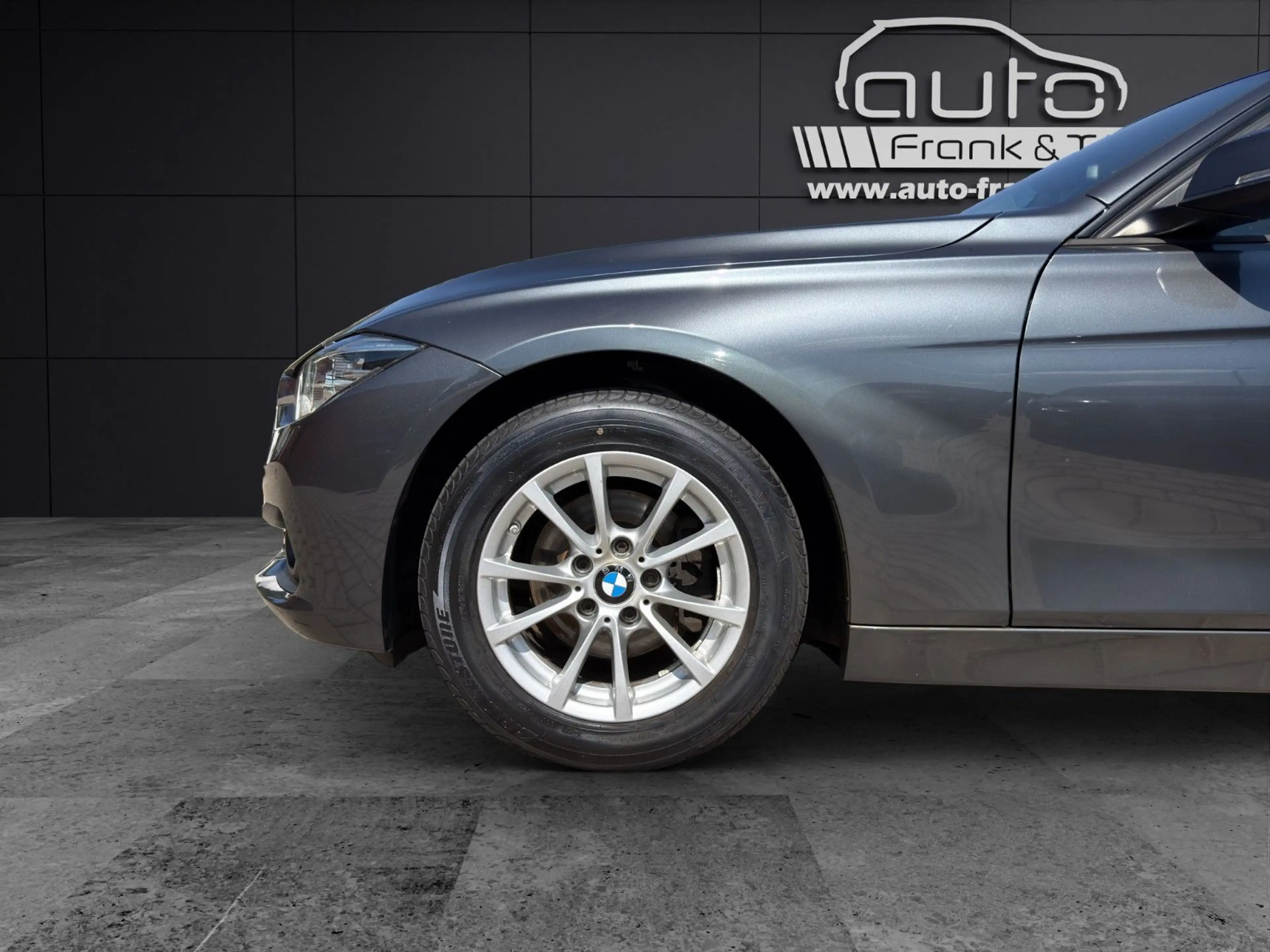 BMW 316 Toruring Advantage *LED*Navi*SitzHZ*BlueTH* — photo 9