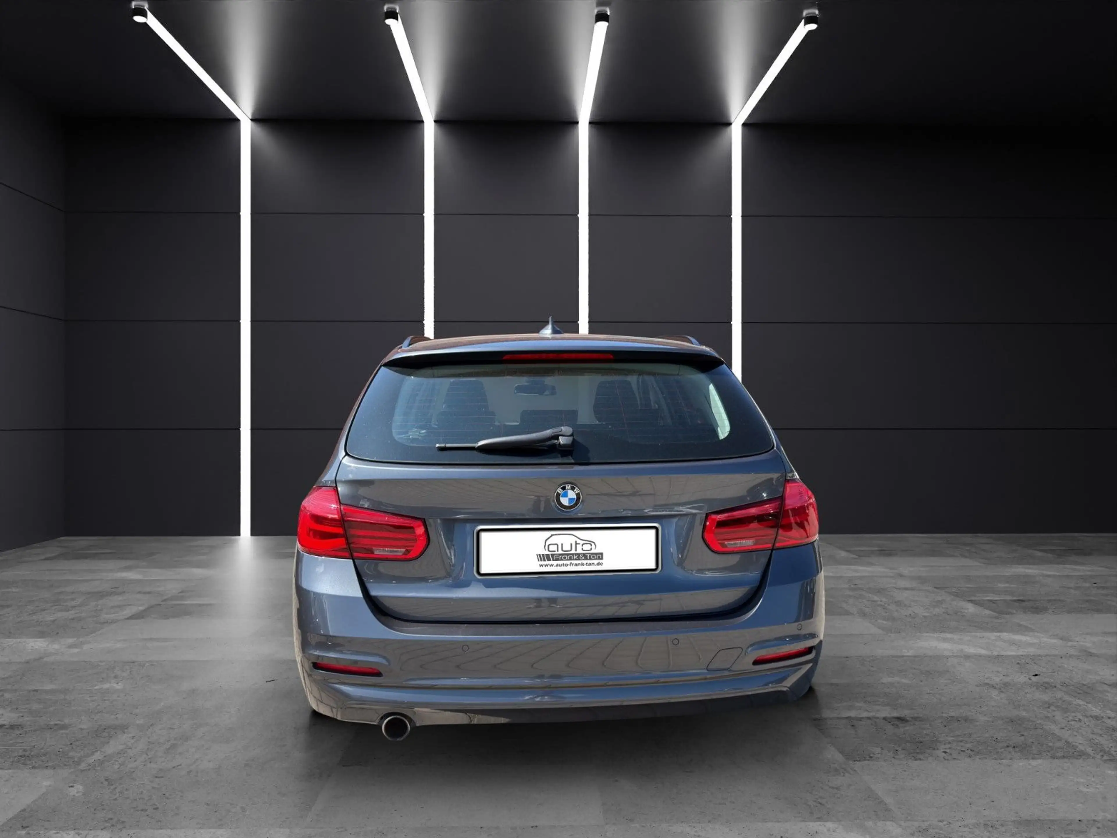 BMW 316 Toruring Advantage *LED*Navi*SitzHZ*BlueTH* — photo 5