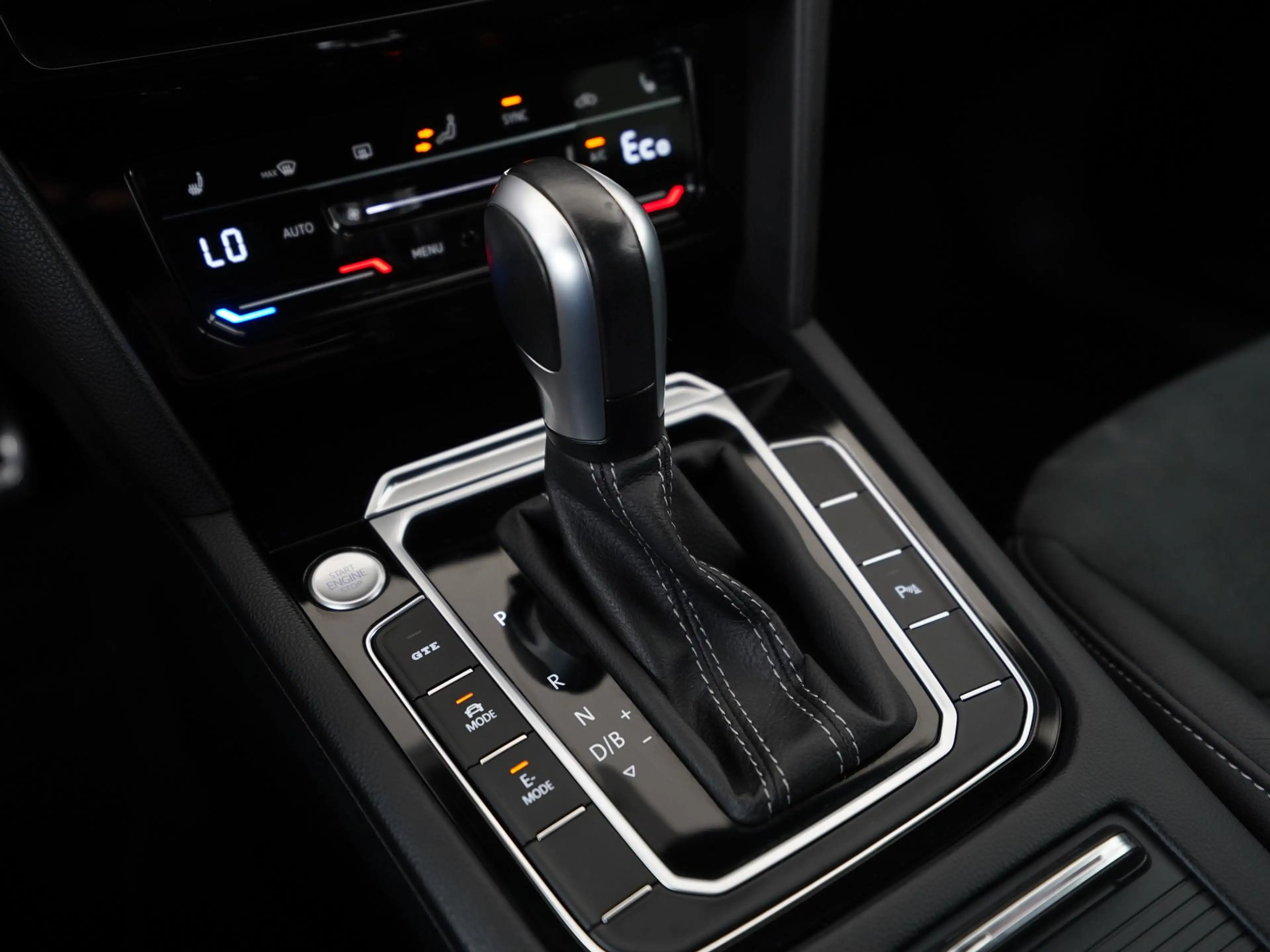 Volkswagen Arteon Shooting Brake 1.4 TSI eHybrid Elegance Business+ — photo 10