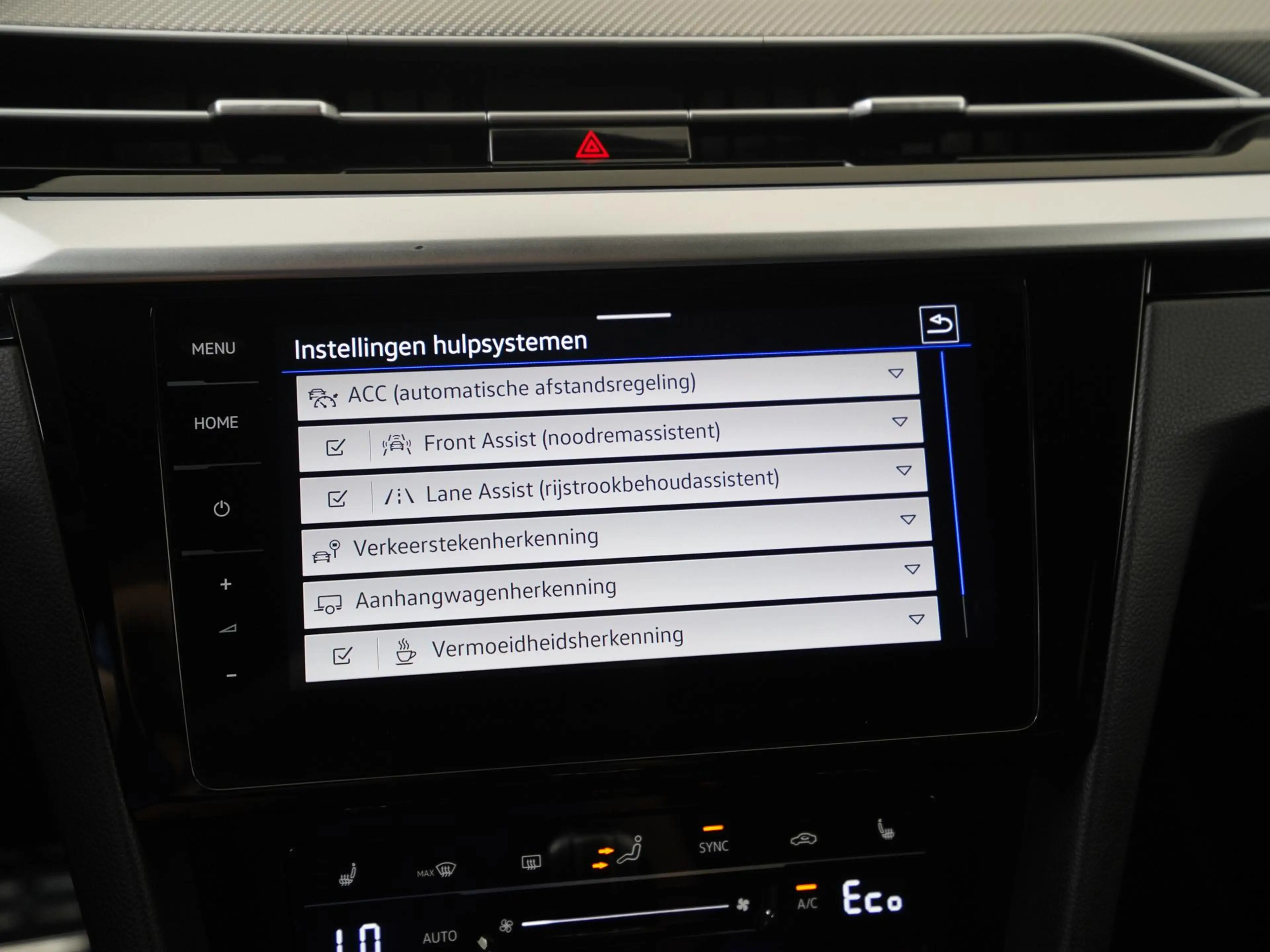Volkswagen Arteon Shooting Brake 1.4 TSI eHybrid Elegance Business+ — photo 21