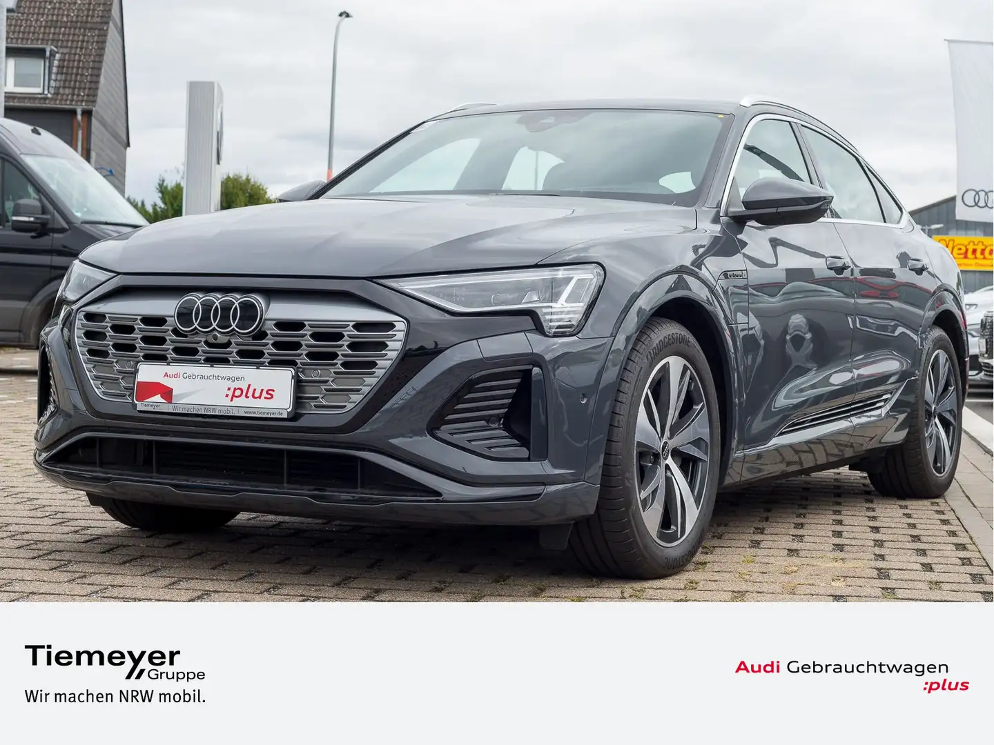Audi Q8 e-tron 55 Q 2x S LINE DIGIT-MATRIX Grigio - 1