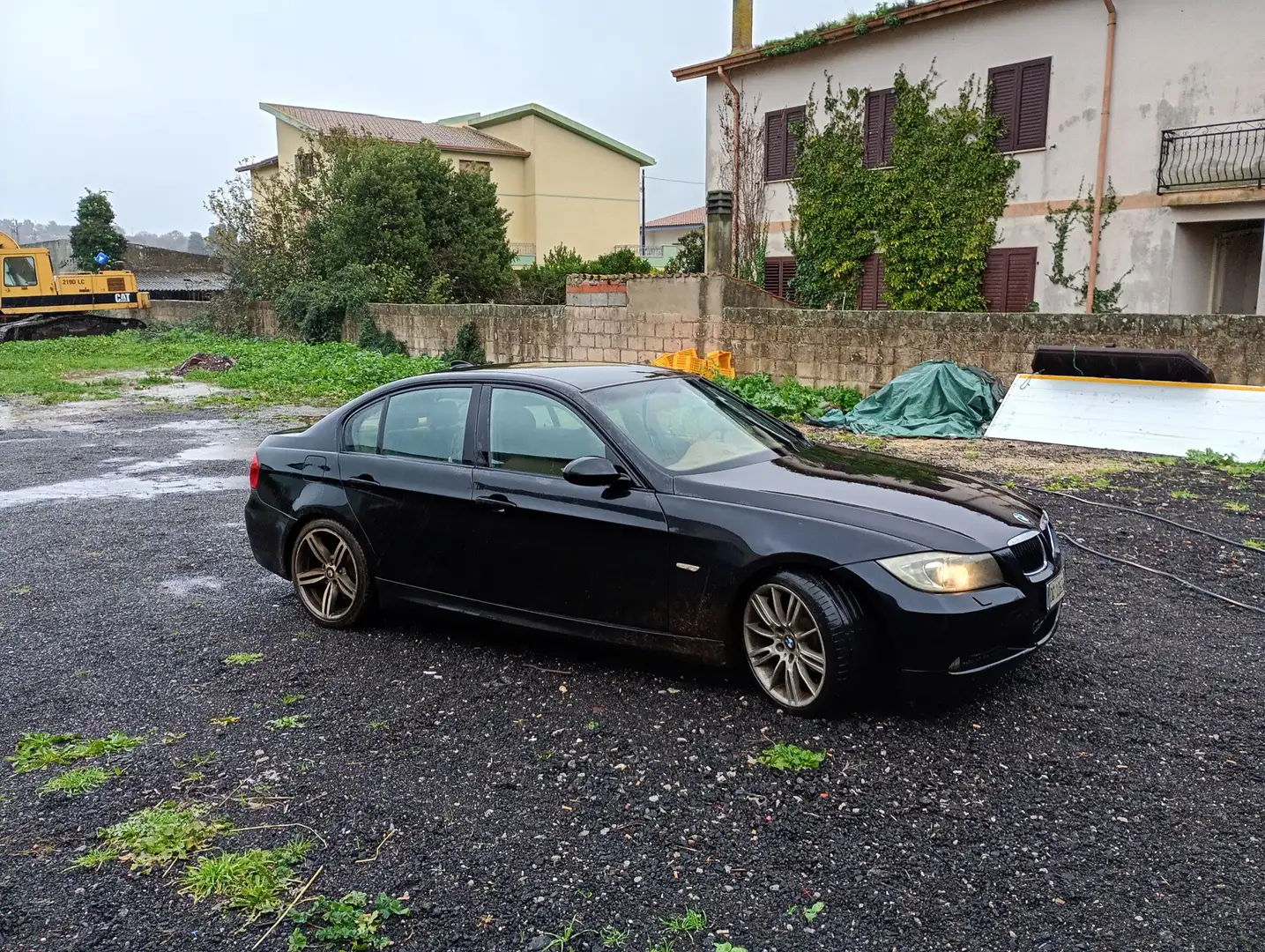BMW 320 320d Msport - 1