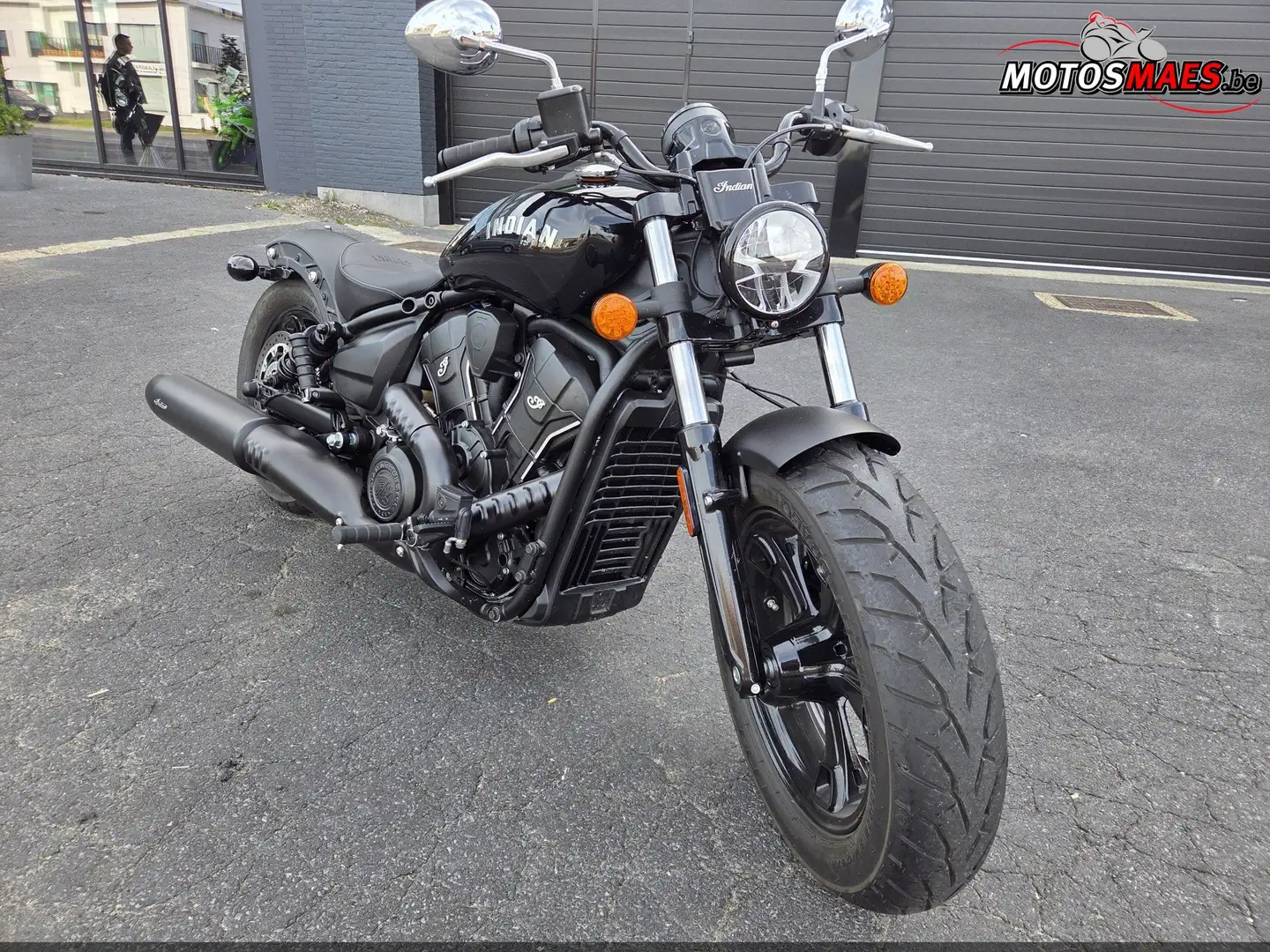 Indian Scout Bobber Sixty Noir - 2