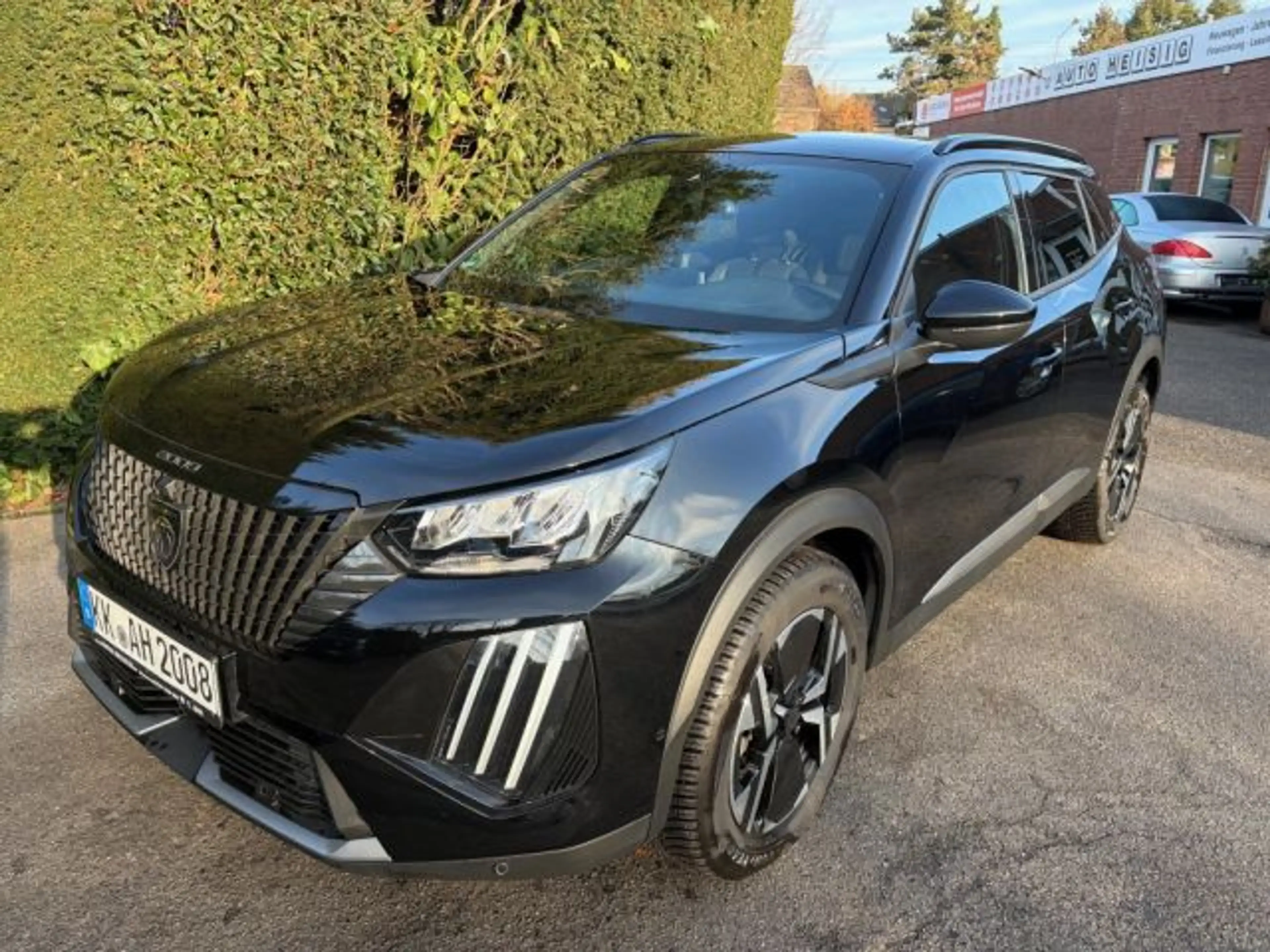 Peugeot 2008 Hybrid 136 e-DSC Allure